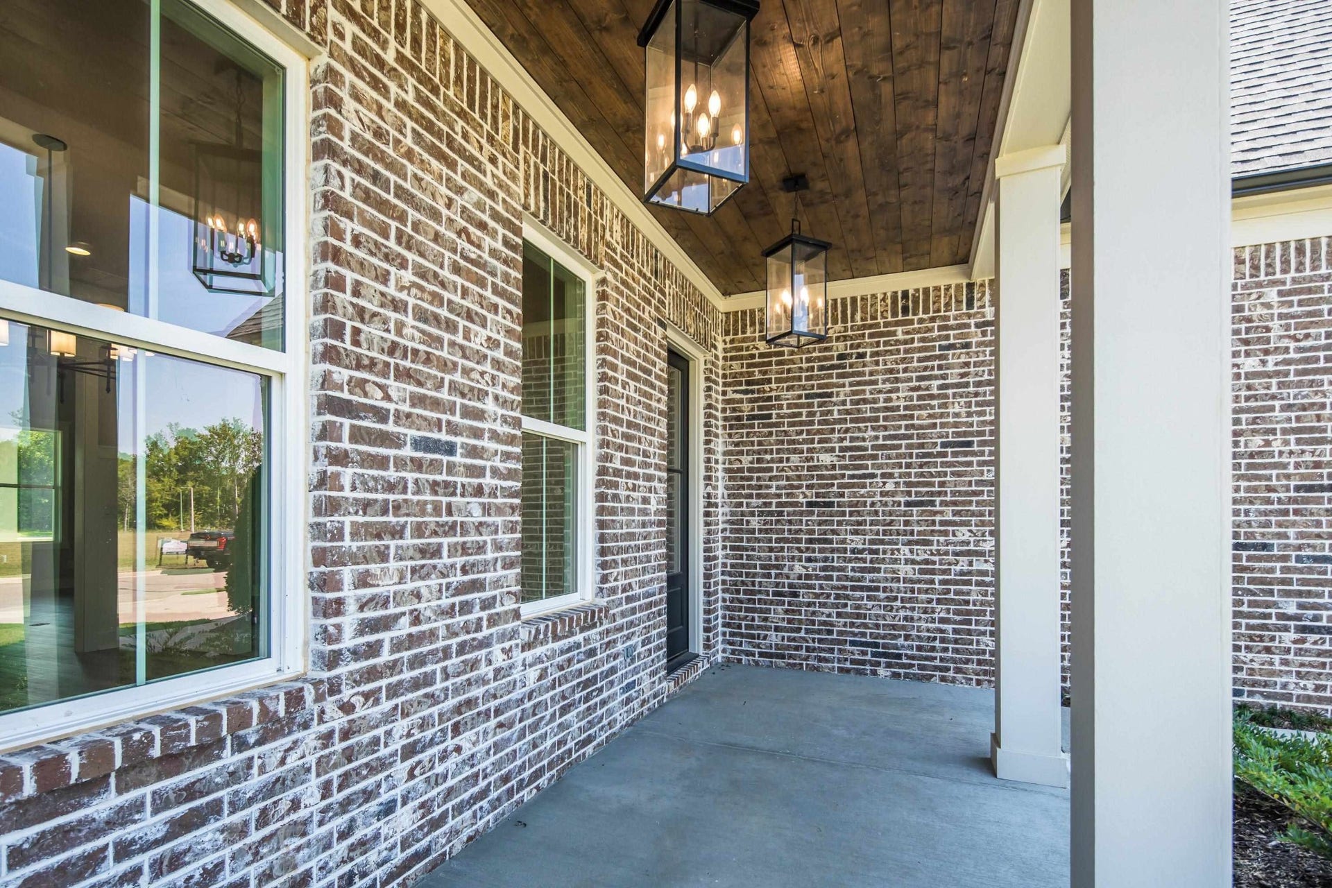 5046 JON OAK CV, Arlington, TN 38002 5046 JON OAK CV, Arlington, TN 38002
