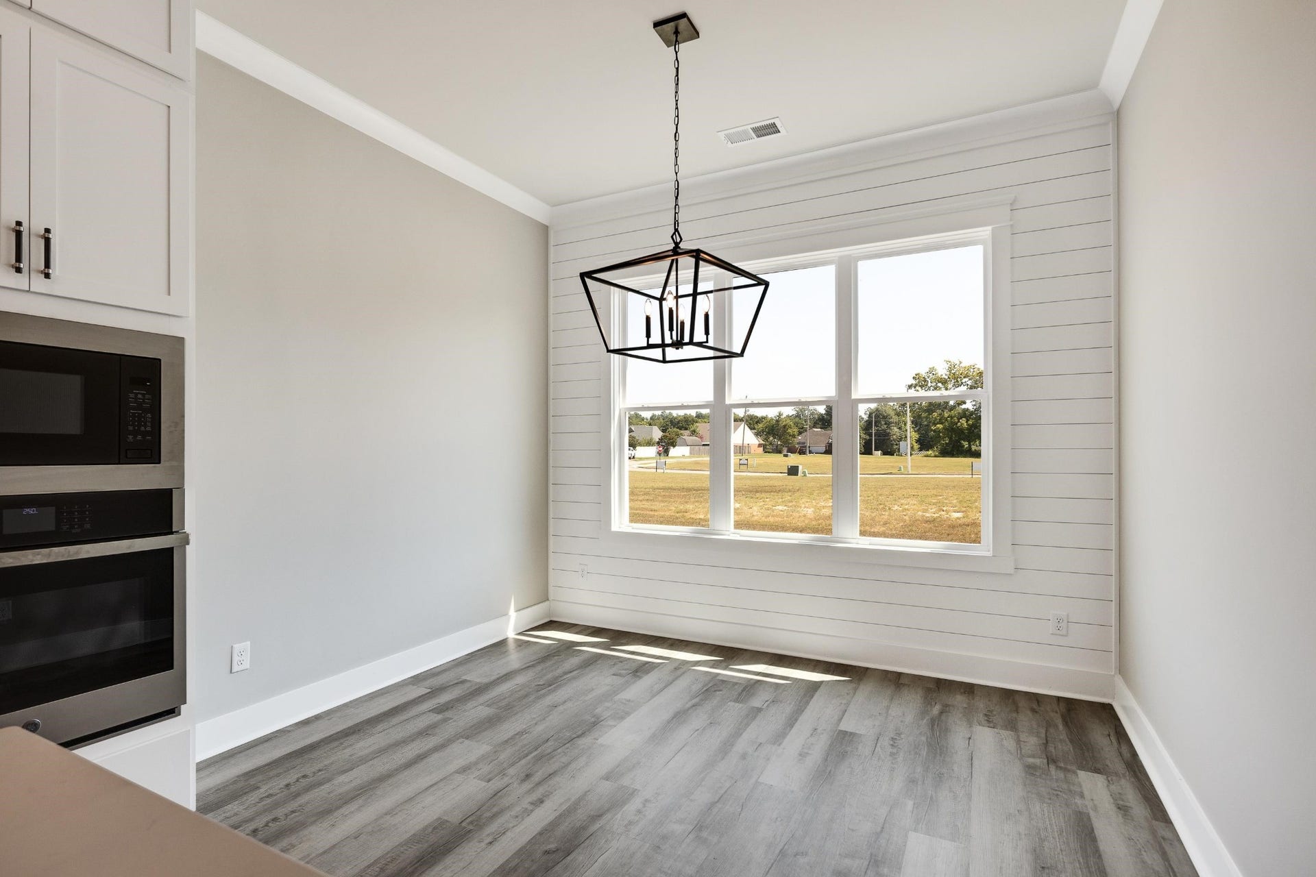 5046 JON OAK CV, Arlington, TN 38002 5046 JON OAK CV, Arlington, TN 38002