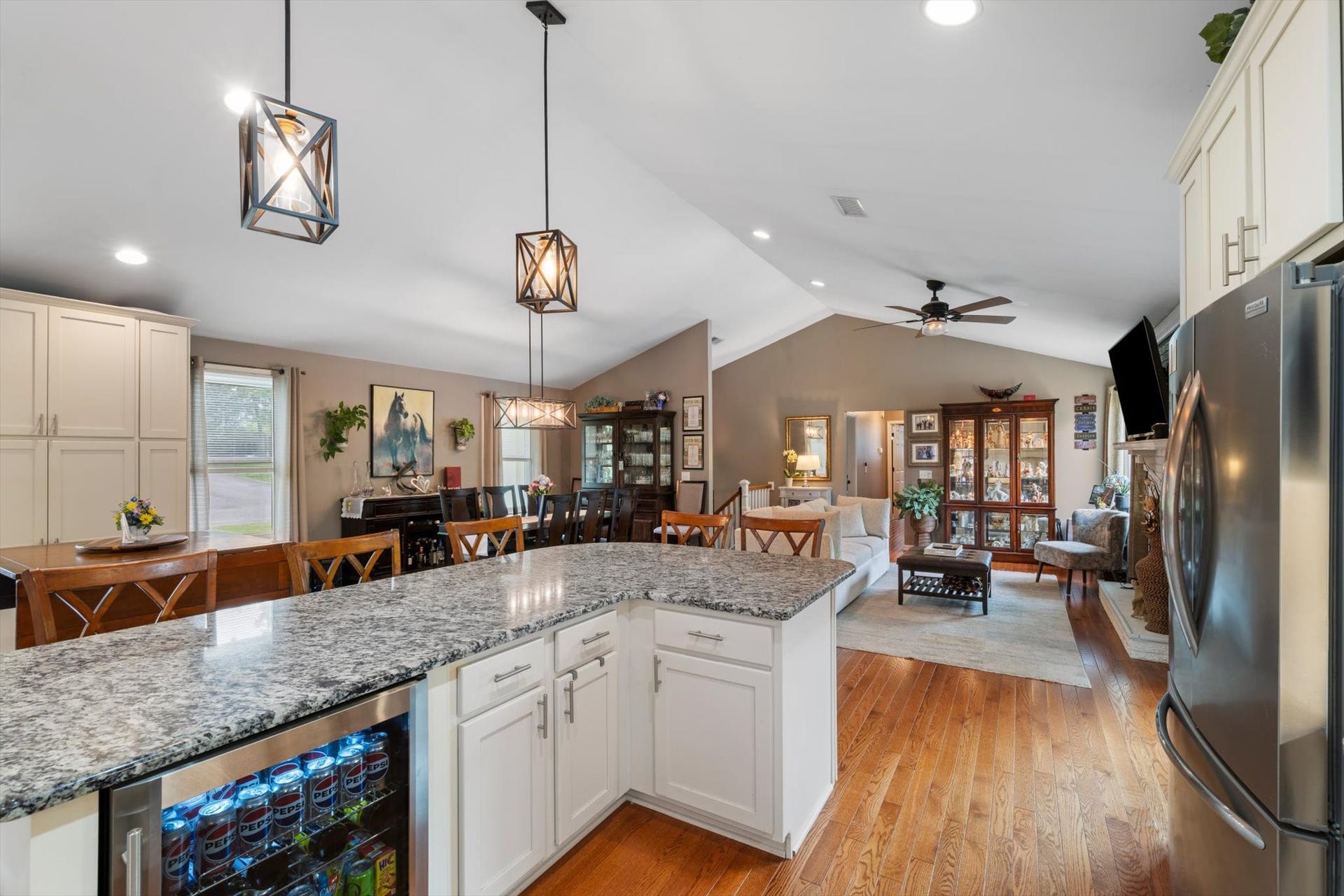 843 Percy Warner Blvd, Nashville, TN 37205 843 Percy Warner Blvd, Nashville, TN 37205