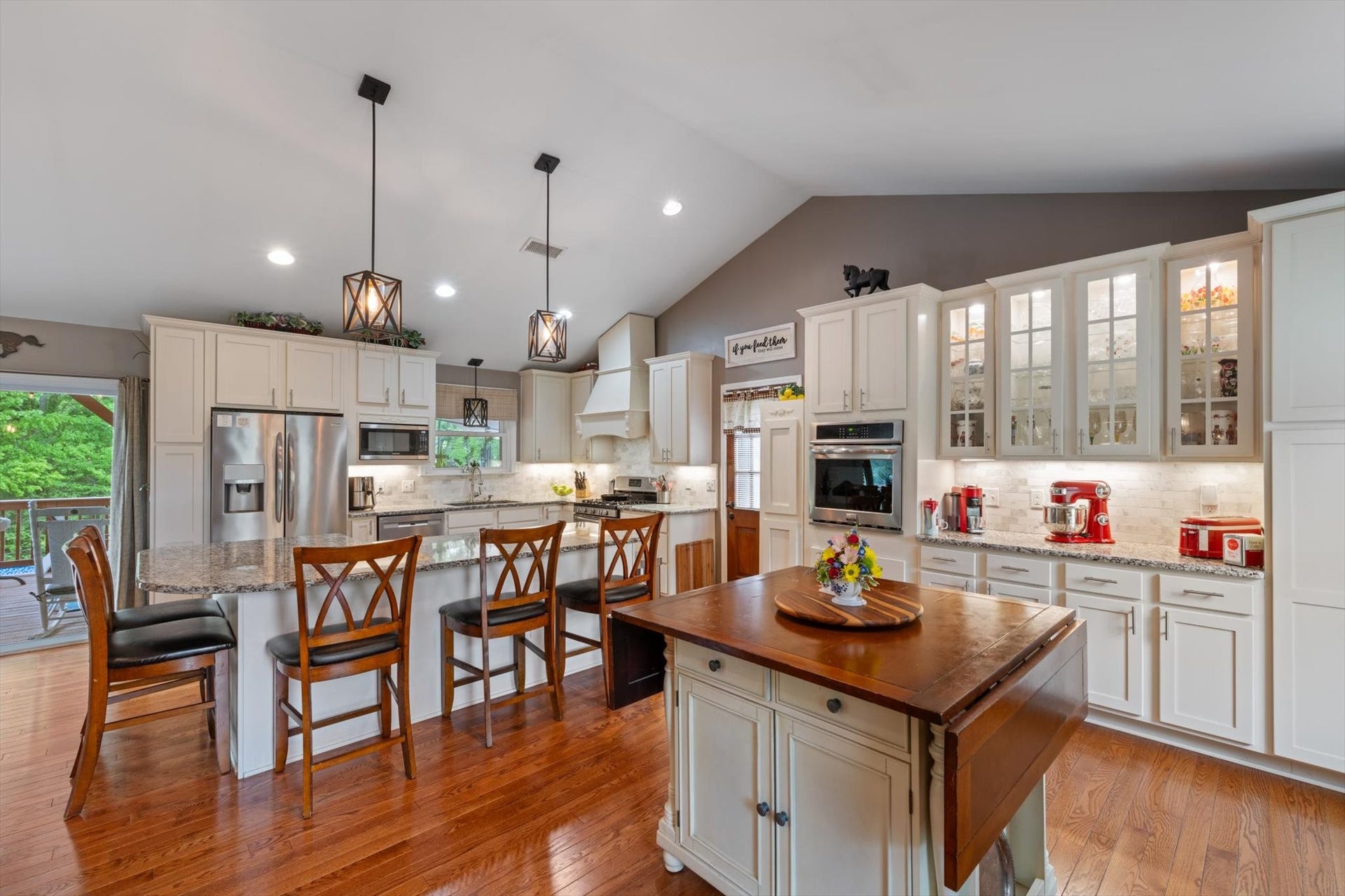 843 Percy Warner Blvd, Nashville, TN 37205 843 Percy Warner Blvd, Nashville, TN 37205