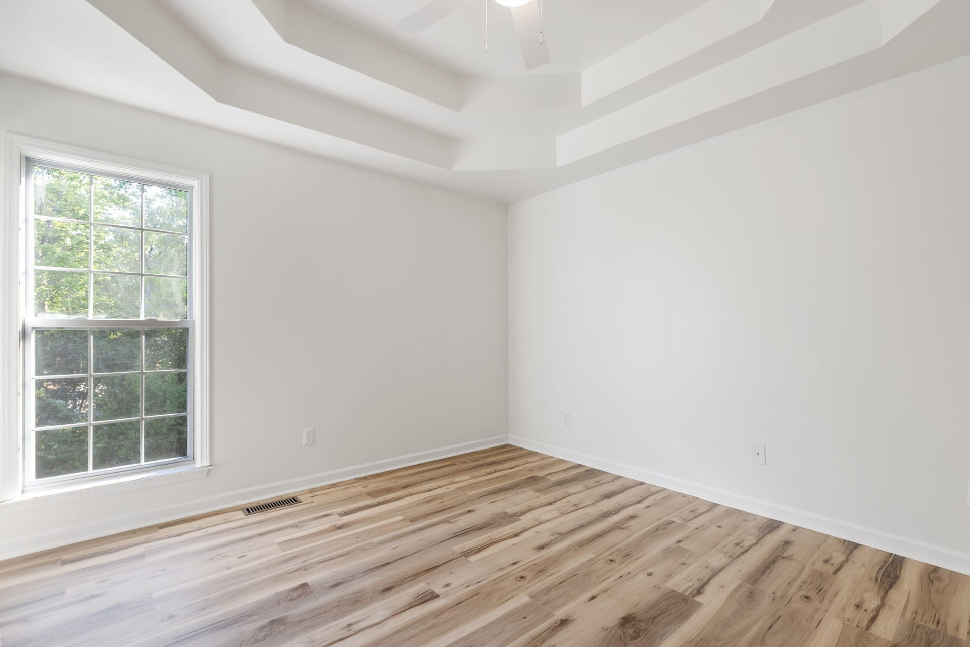 2403 Keith Dr, Columbia, TN 38401 2403 Keith Dr, Columbia, TN 38401