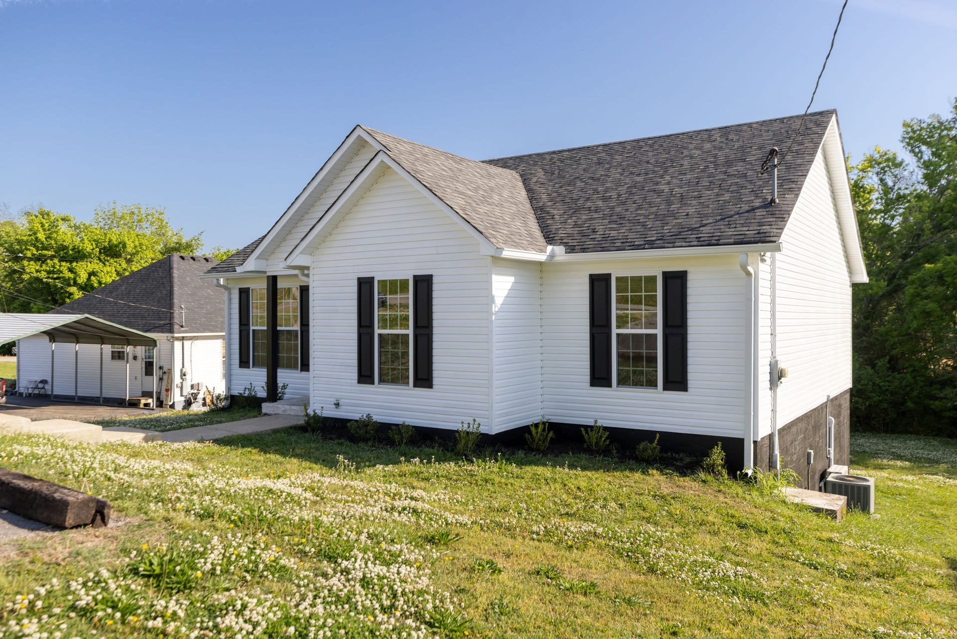 2403 Keith Dr, Columbia, TN 38401 2403 Keith Dr, Columbia, TN 38401