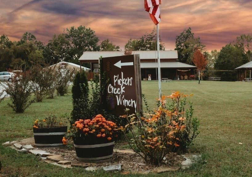 237 Mackenzie Way, Lewisburg, TN 37091 Lewisburg Pickers Creek Winery
