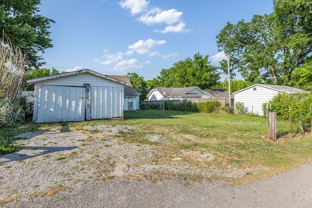 525 Maple St, Lewisburg, TN 37091 525 Maple St, Lewisburg, TN 37091