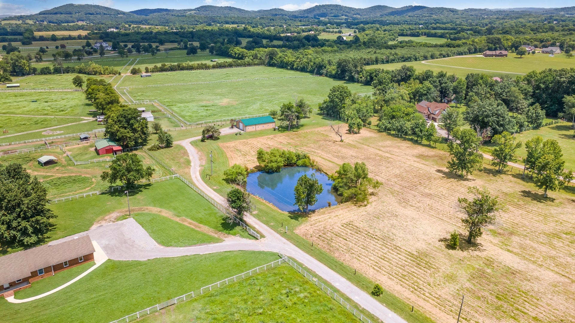 129 Highway 82 East, Bell Buckle, TN 37020 Look at this beautiful Tennessee property. In addition to the smartly designed and beautifully finished home, the 7 acres, stocked fishing pond, and associated peace and tranquility offer what so many today are looking for.