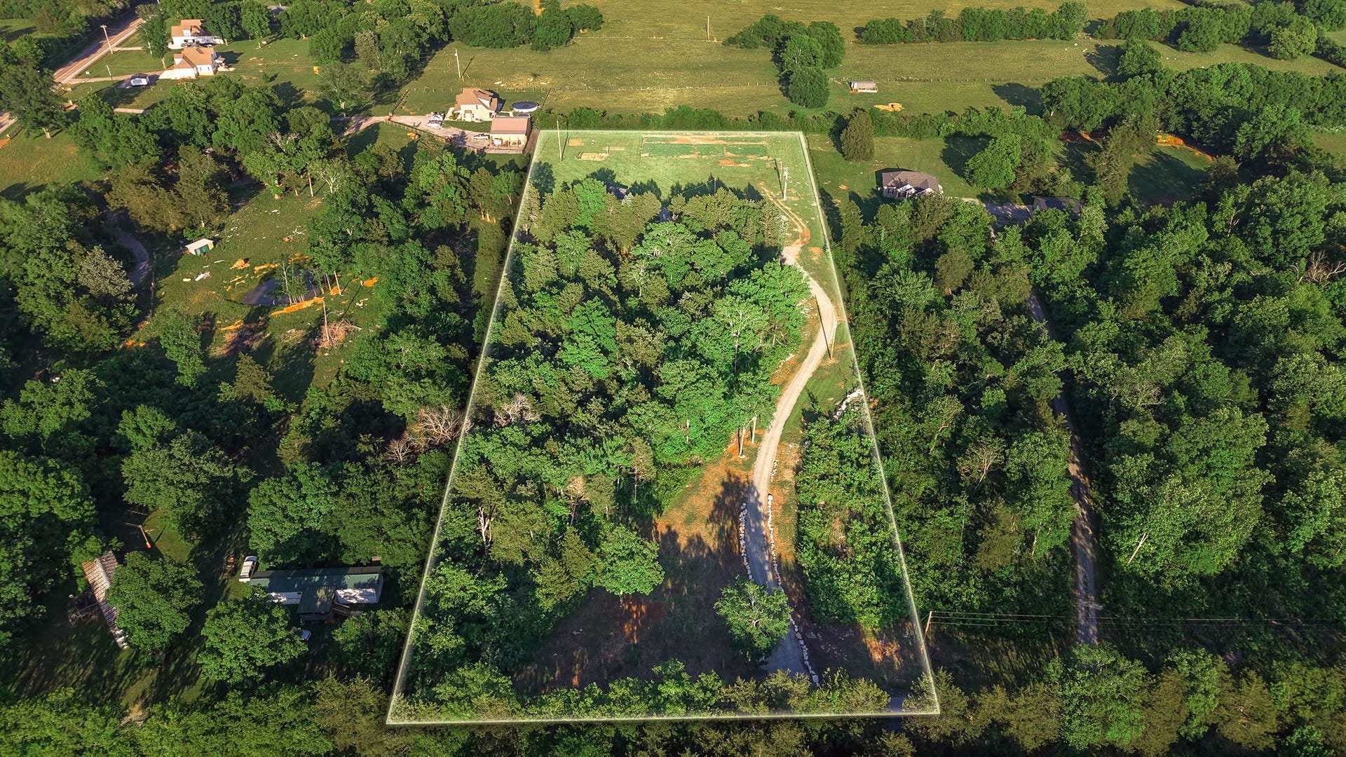 119 Greer Rd, Shelbyville, TN 37160 119 Greer Rd, Shelbyville, TN 37160