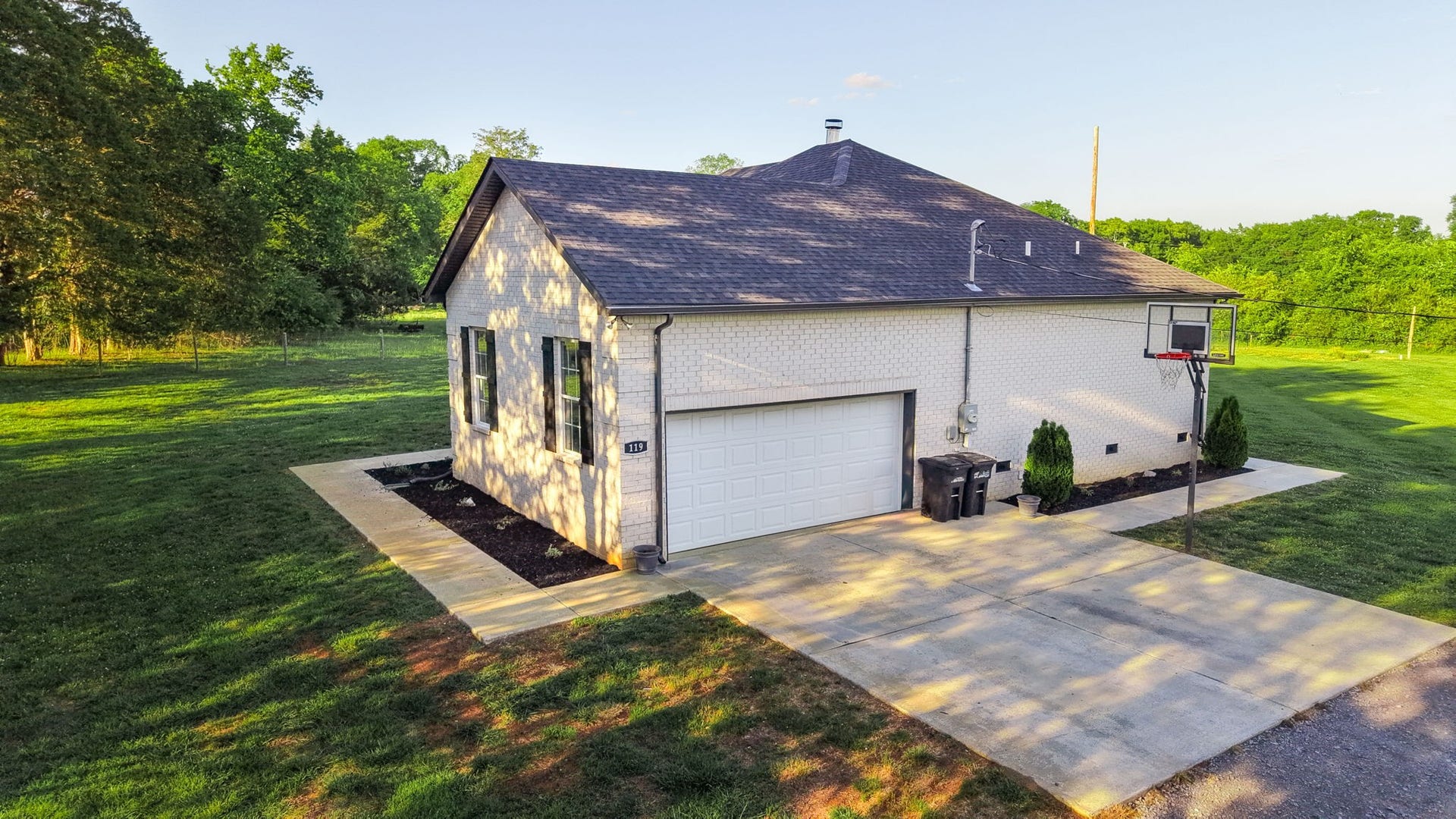 119 Greer Rd, Shelbyville, TN 37160 119 Greer Rd, Shelbyville, TN 37160