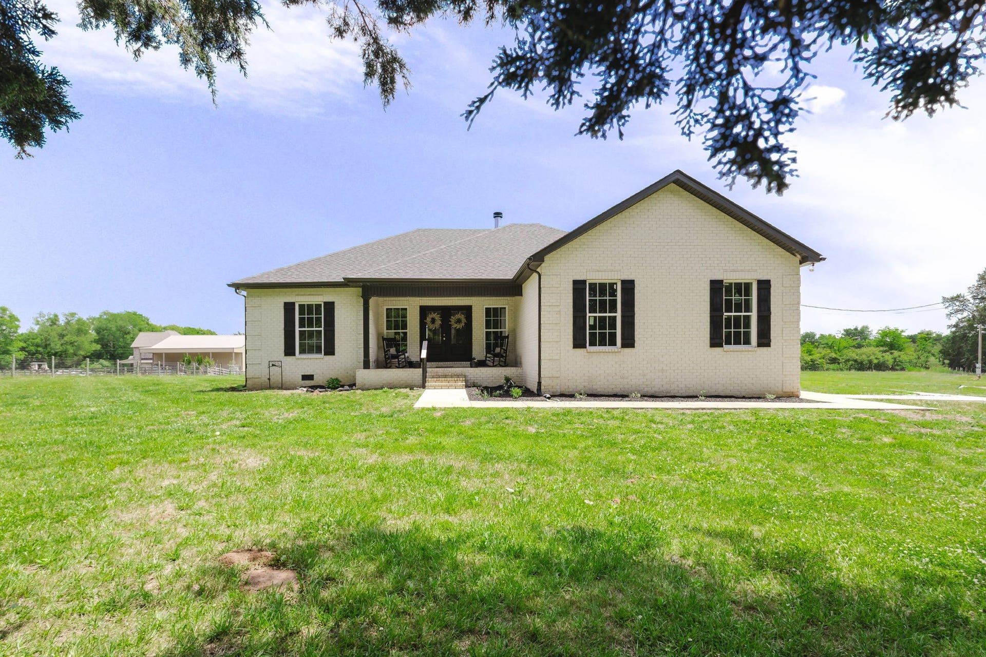 119 Greer Rd, Shelbyville, TN 37160 119 Greer Rd, Shelbyville, TN 37160
