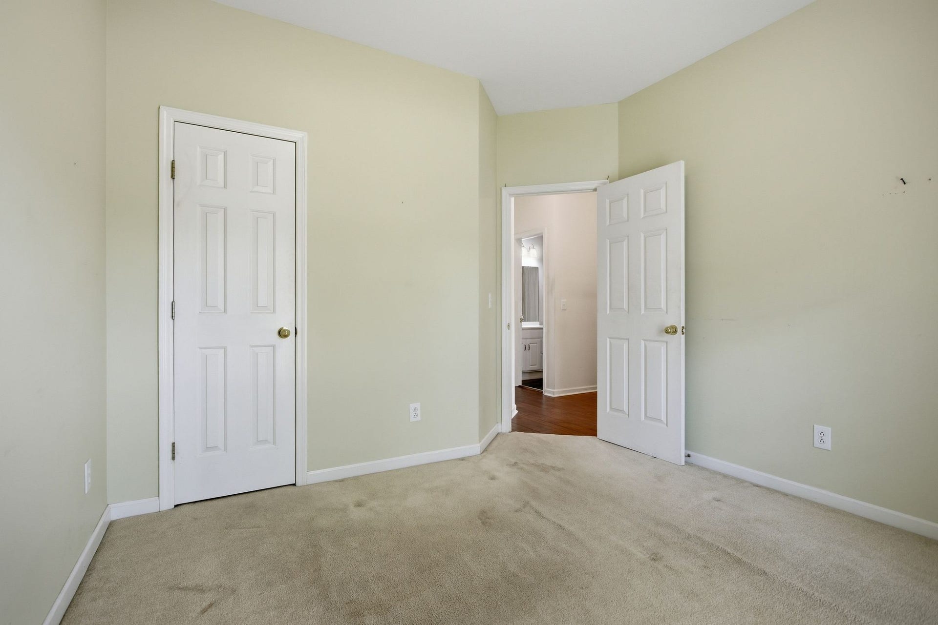 105 Green Tree Ct, Columbia, TN 38401 105 Green Tree Ct, Columbia, TN 38401