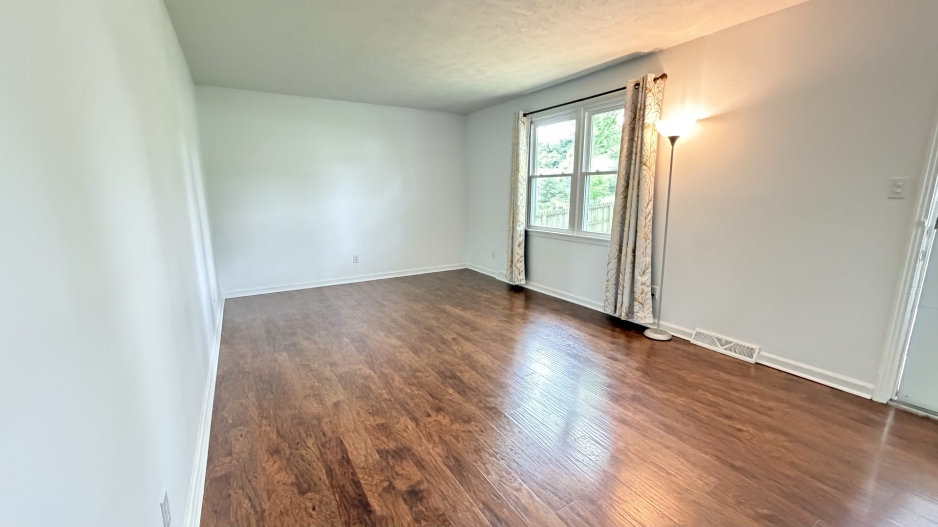 2801 Denham Ave, Columbia, TN 38401 2801 Denham Ave, Columbia, TN 38401