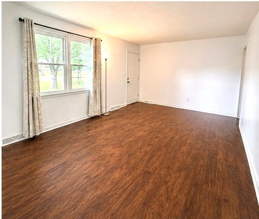 2801 Denham Ave, Columbia, TN 38401 2801 Denham Ave, Columbia, TN 38401