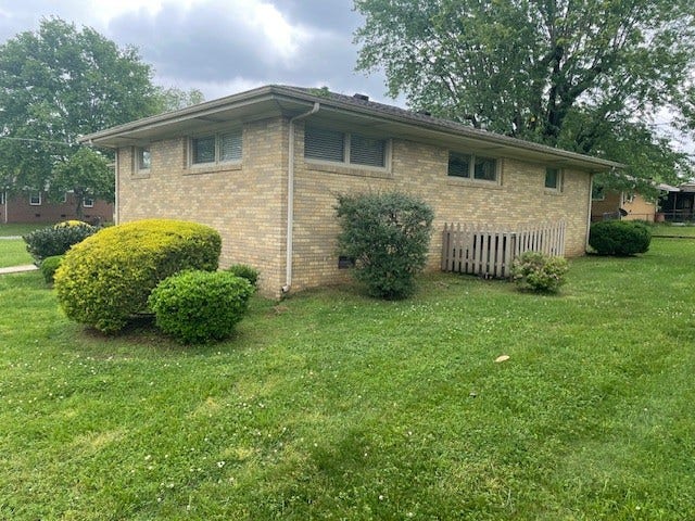 206 Fairlane Dr, Shelbyville, TN 37160 206 Fairlane Dr, Shelbyville, TN 37160