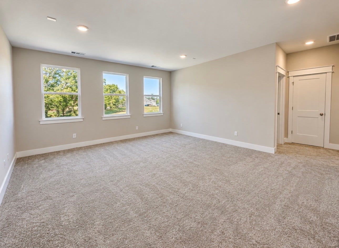 2905 Biloxi Ct, Murfreesboro, TN 37129 Loft area once you land upstairs