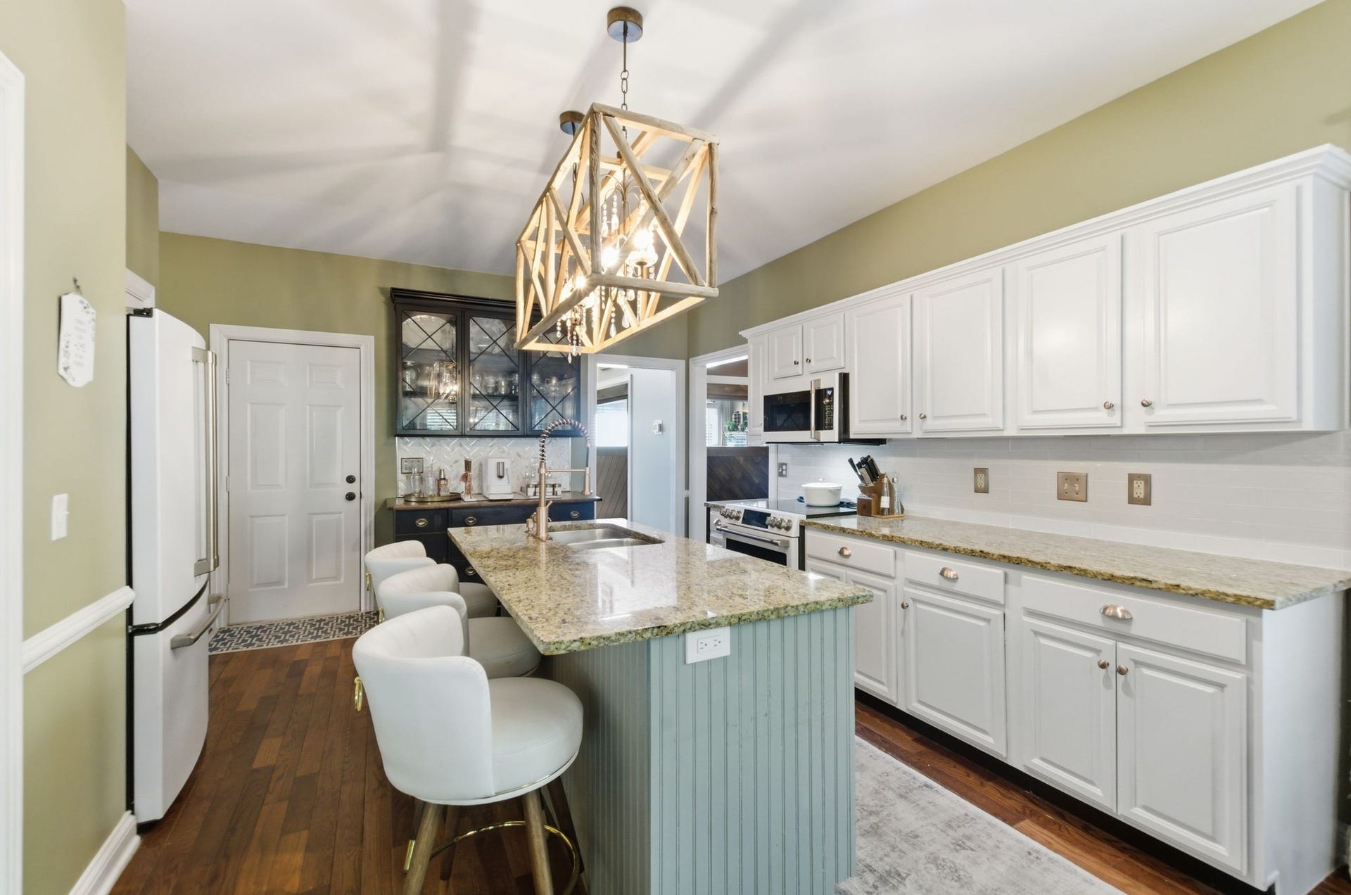 137 Sequoyah Ln, Nashville, TN 37221 137 Sequoyah Ln, Nashville, TN 37221