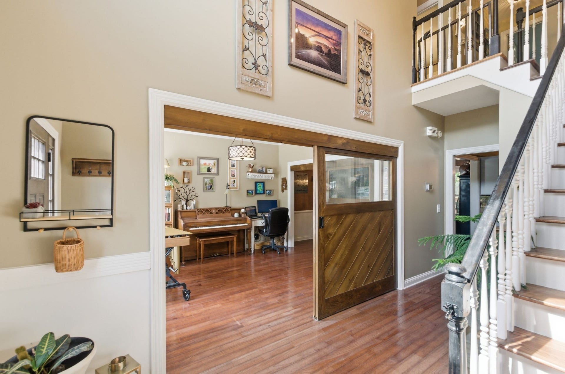 137 Sequoyah Ln, Nashville, TN 37221 custom barn doors on the living room