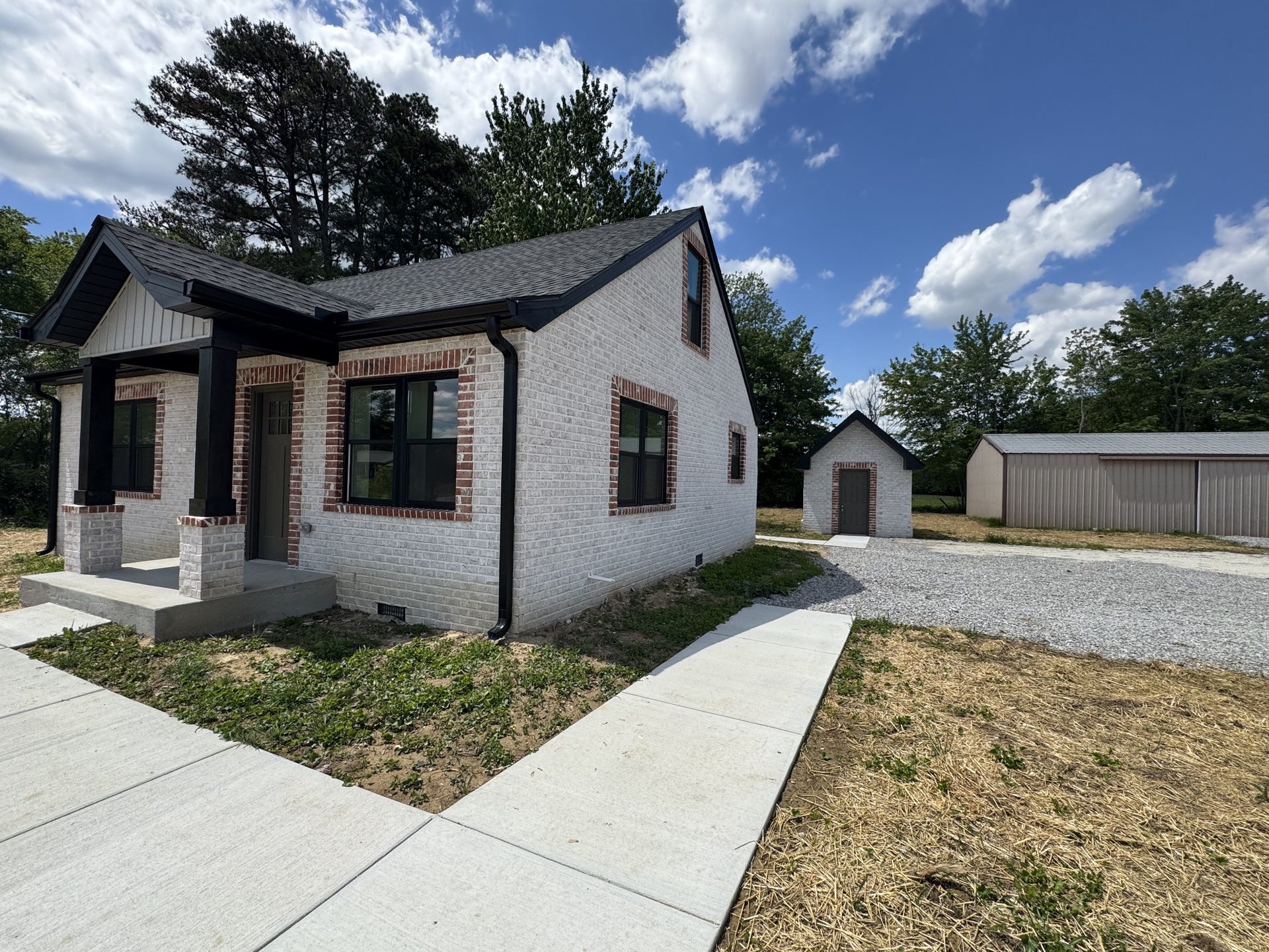 3313 McMinnville Hwy, Manchester, TN 37355 Solid house with solid curb appeal.