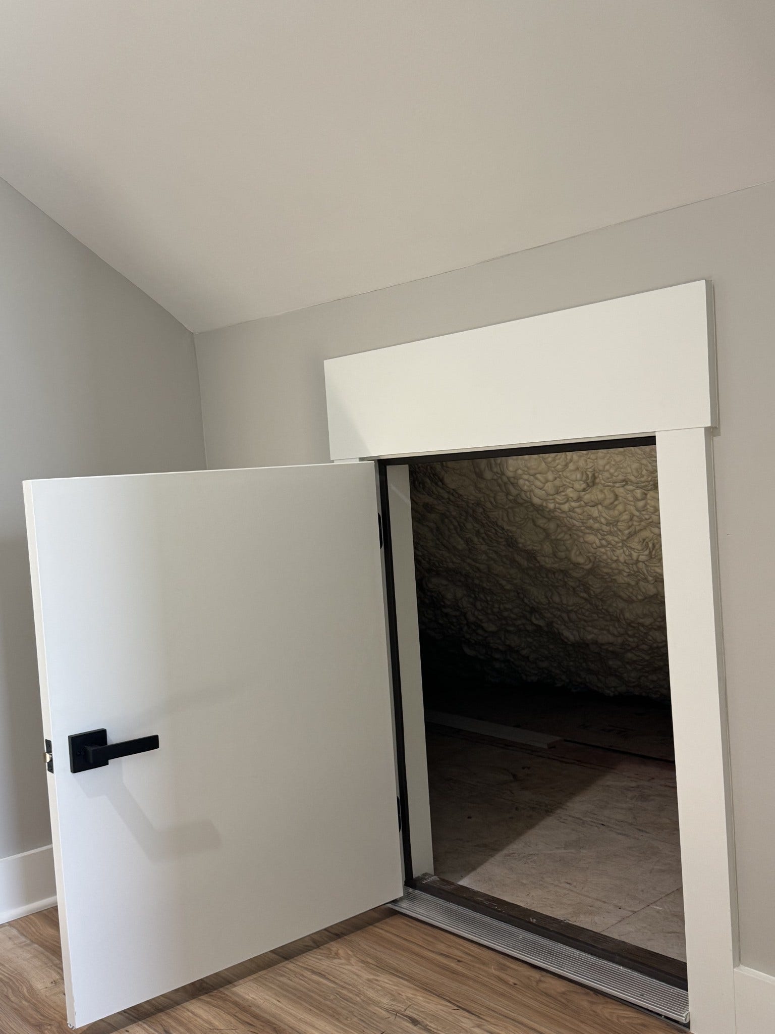 3313 McMinnville Hwy, Manchester, TN 37355 Floored attic space for a great storage option upstairs.