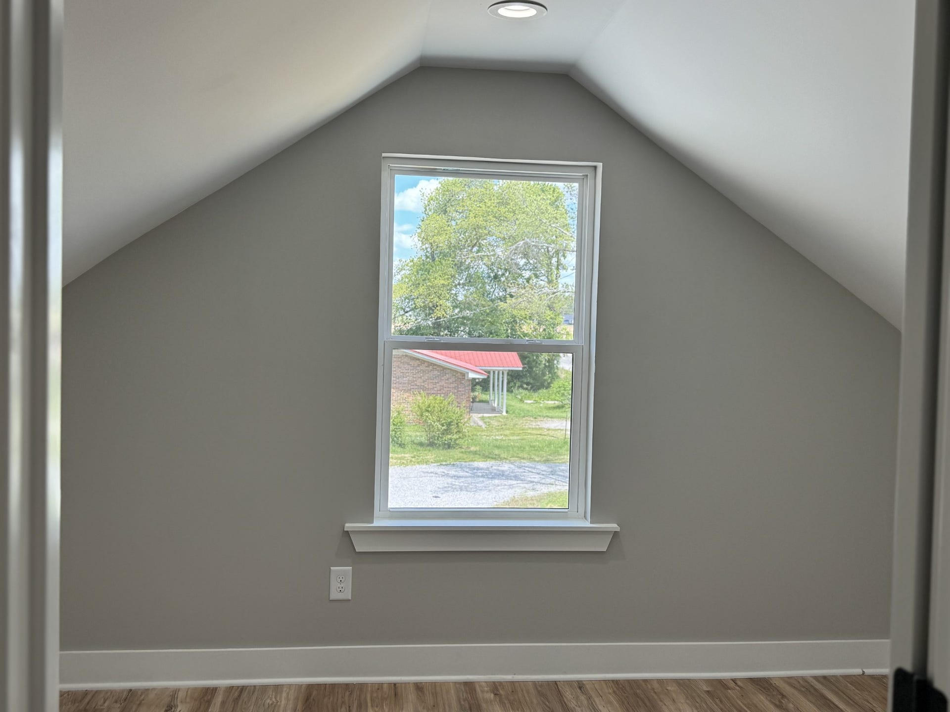 3313 McMinnville Hwy, Manchester, TN 37355 12x9 2nd story Bedroom.
