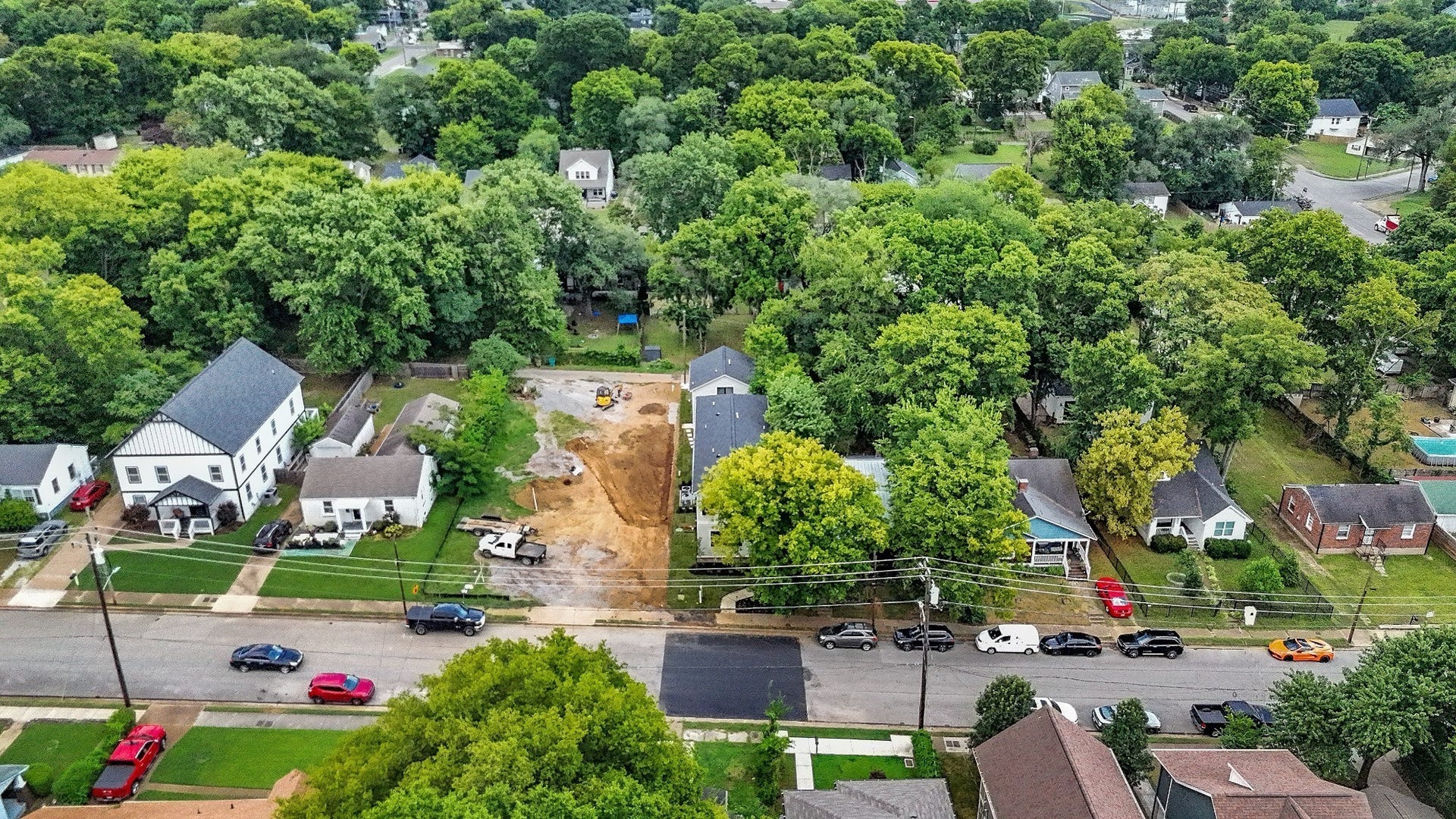 615 N 9th St, Nashville, TN 37206 615 N 9th St, Nashville, TN 37206