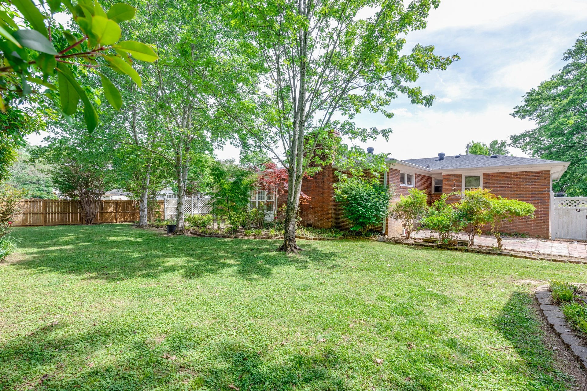 870 Galloway St, Lewisburg, TN 37091 870 Galloway St, Lewisburg, TN 37091