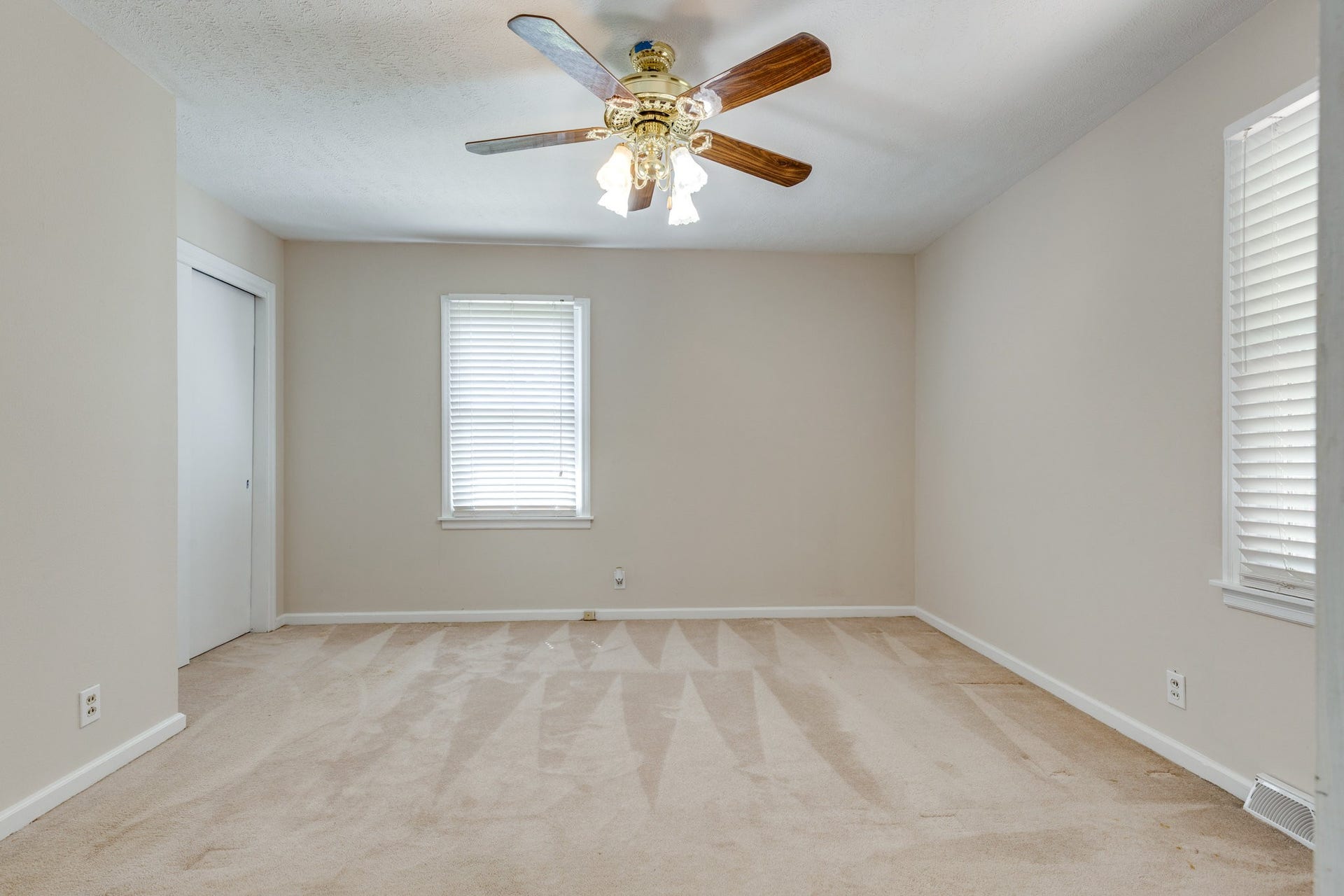 870 Galloway St, Lewisburg, TN 37091 870 Galloway St, Lewisburg, TN 37091