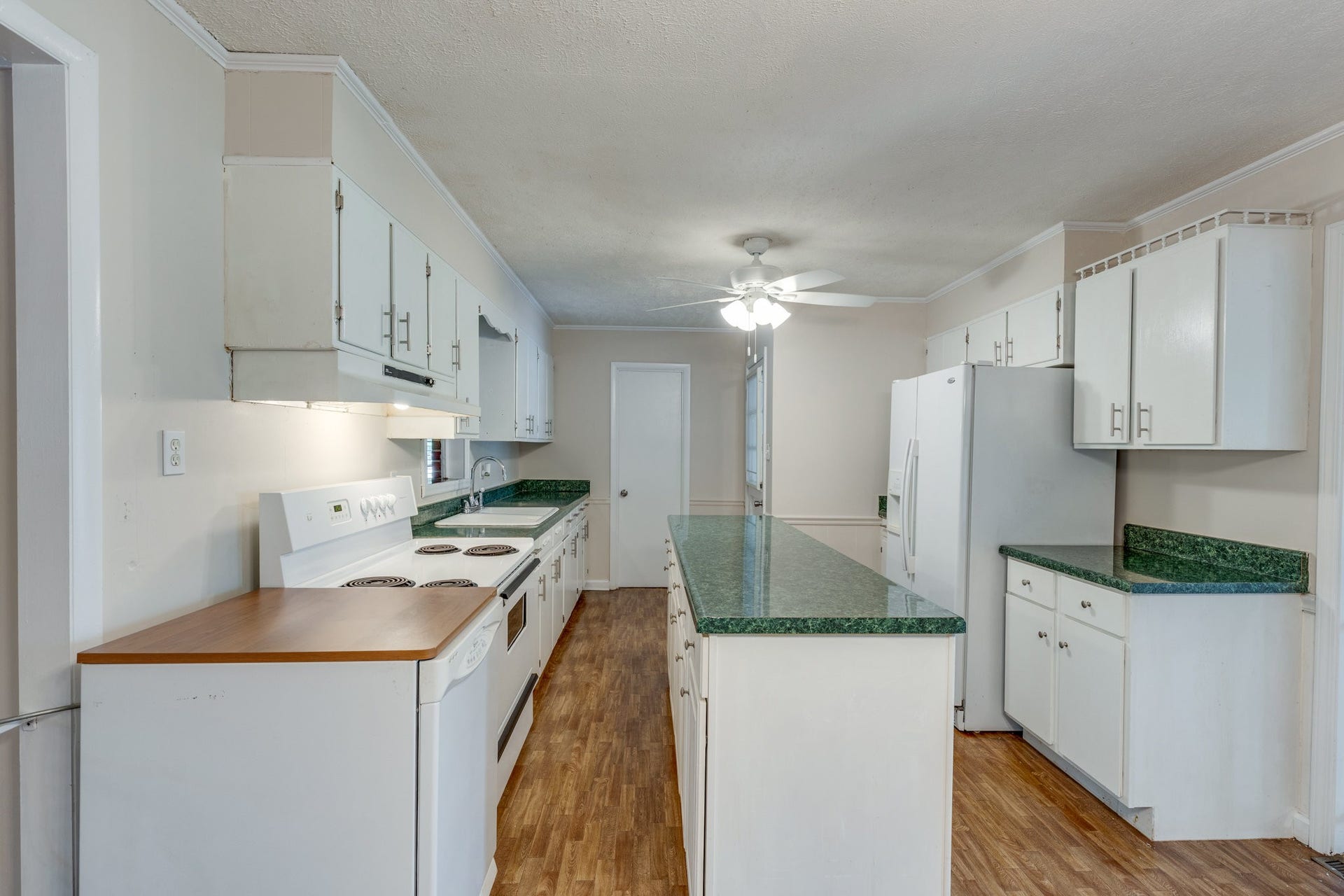 870 Galloway St, Lewisburg, TN 37091 870 Galloway St, Lewisburg, TN 37091