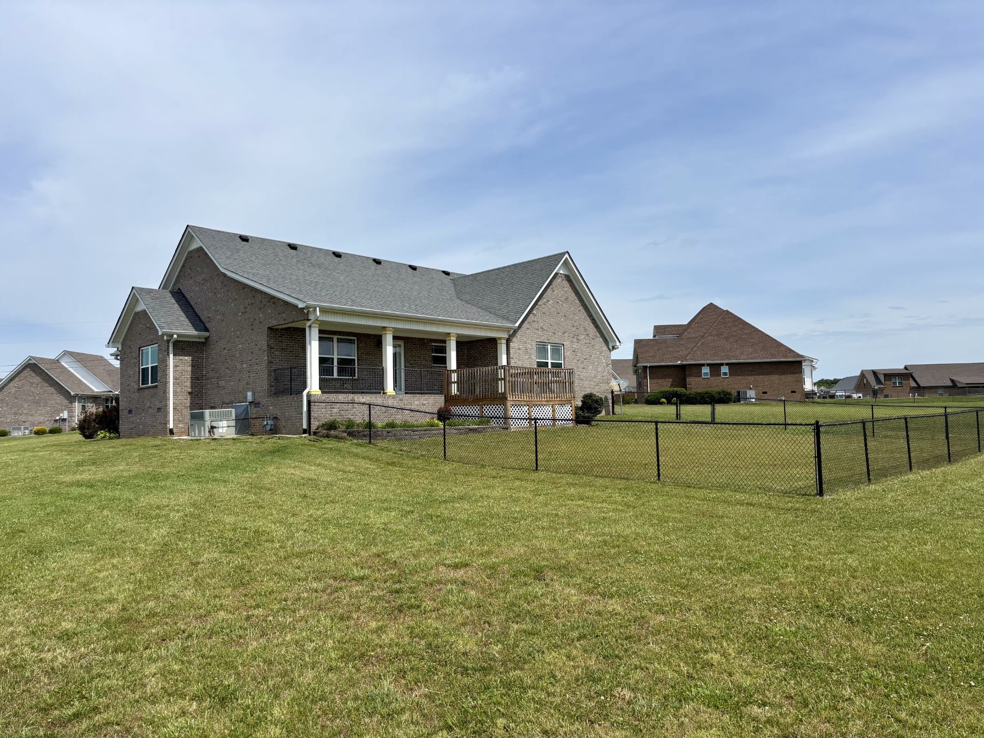 51 Regency Pl, Manchester, TN 37355 51 Regency Pl, Manchester, TN 37355