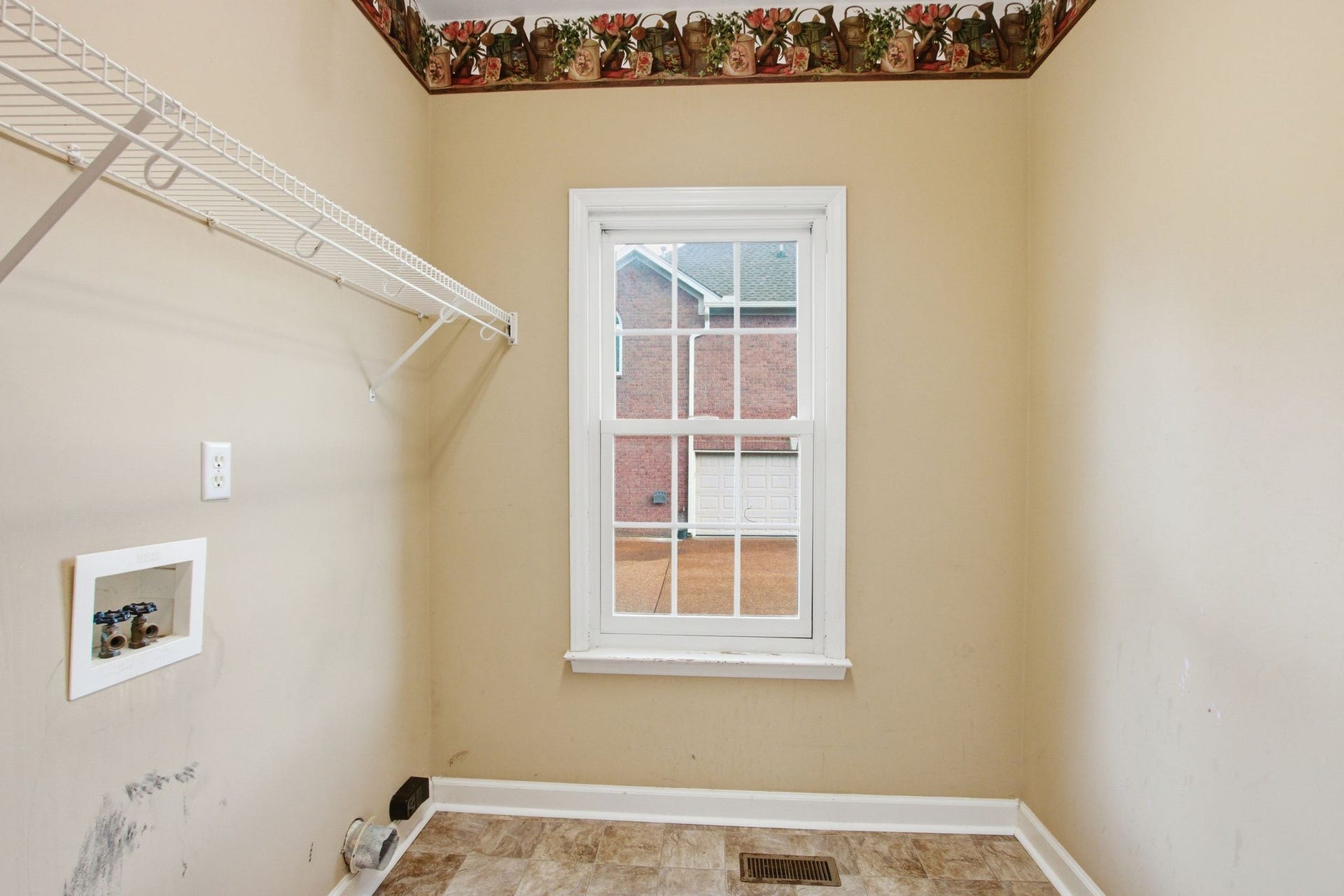 1823 Azure Way, Murfreesboro, TN 37128 1823 Azure Way, Murfreesboro, TN 37128