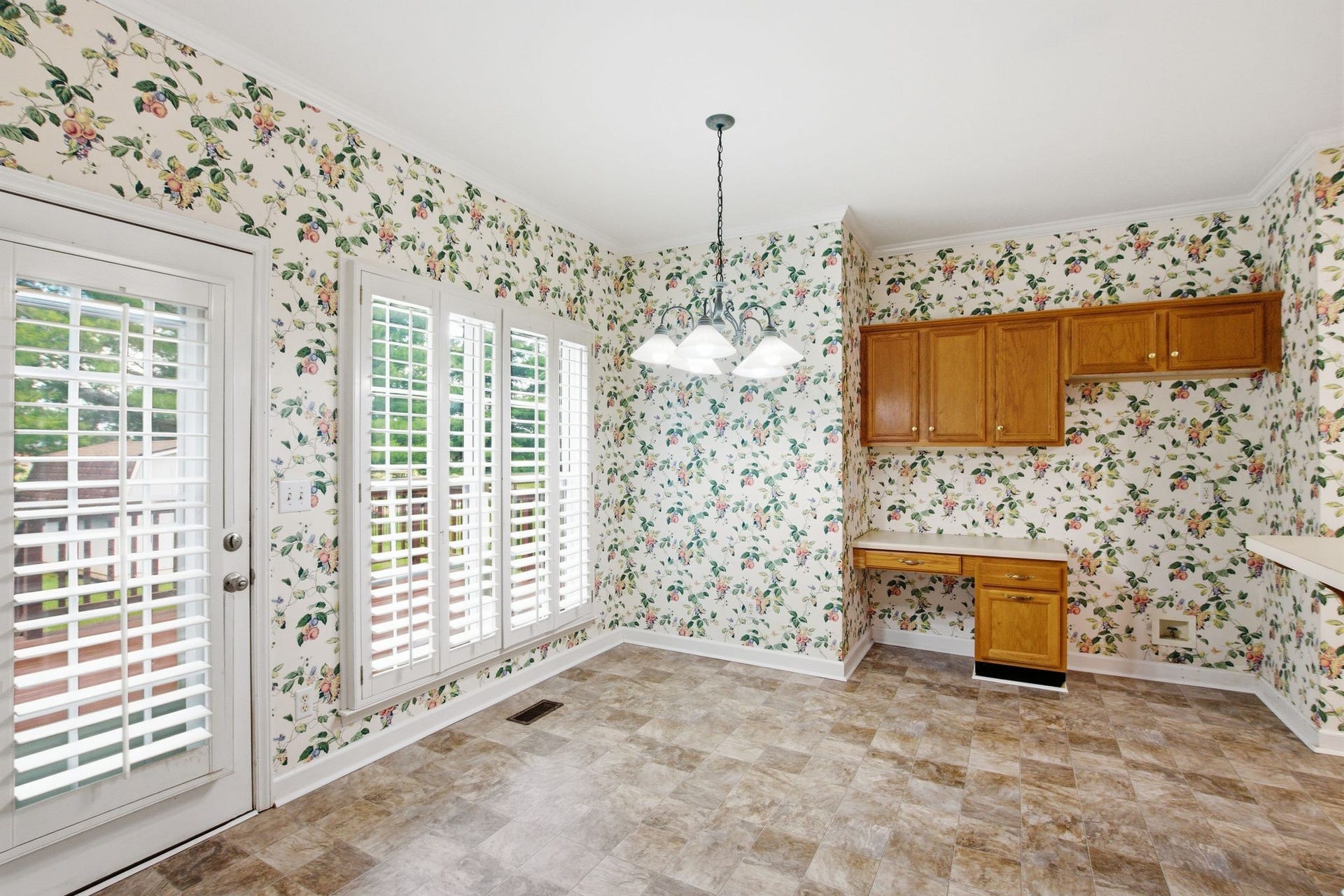 1823 Azure Way, Murfreesboro, TN 37128 1823 Azure Way, Murfreesboro, TN 37128