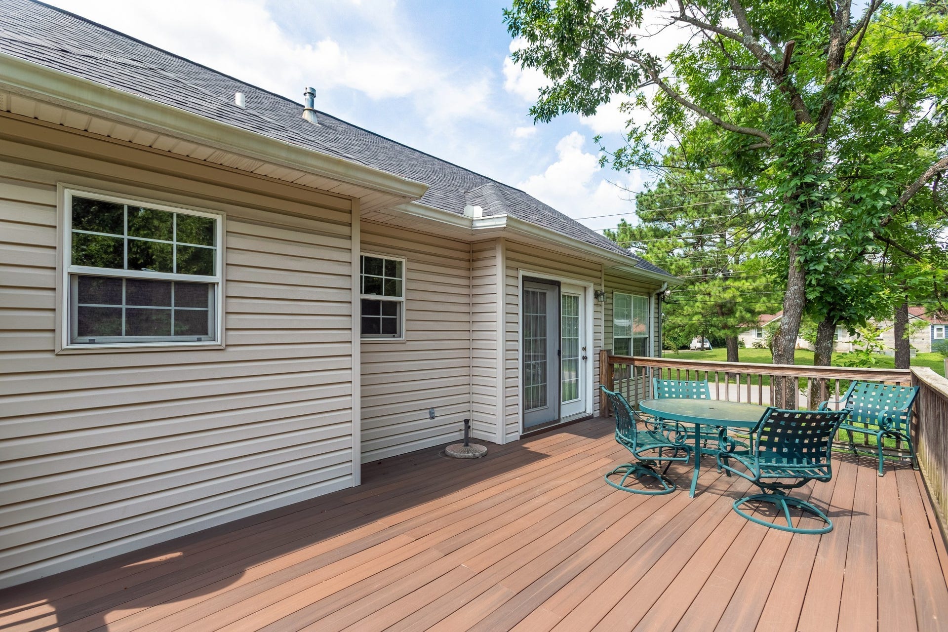 647 Durrett Dr, Nashville, TN 37211 647 Durrett Dr, Nashville, TN 37211