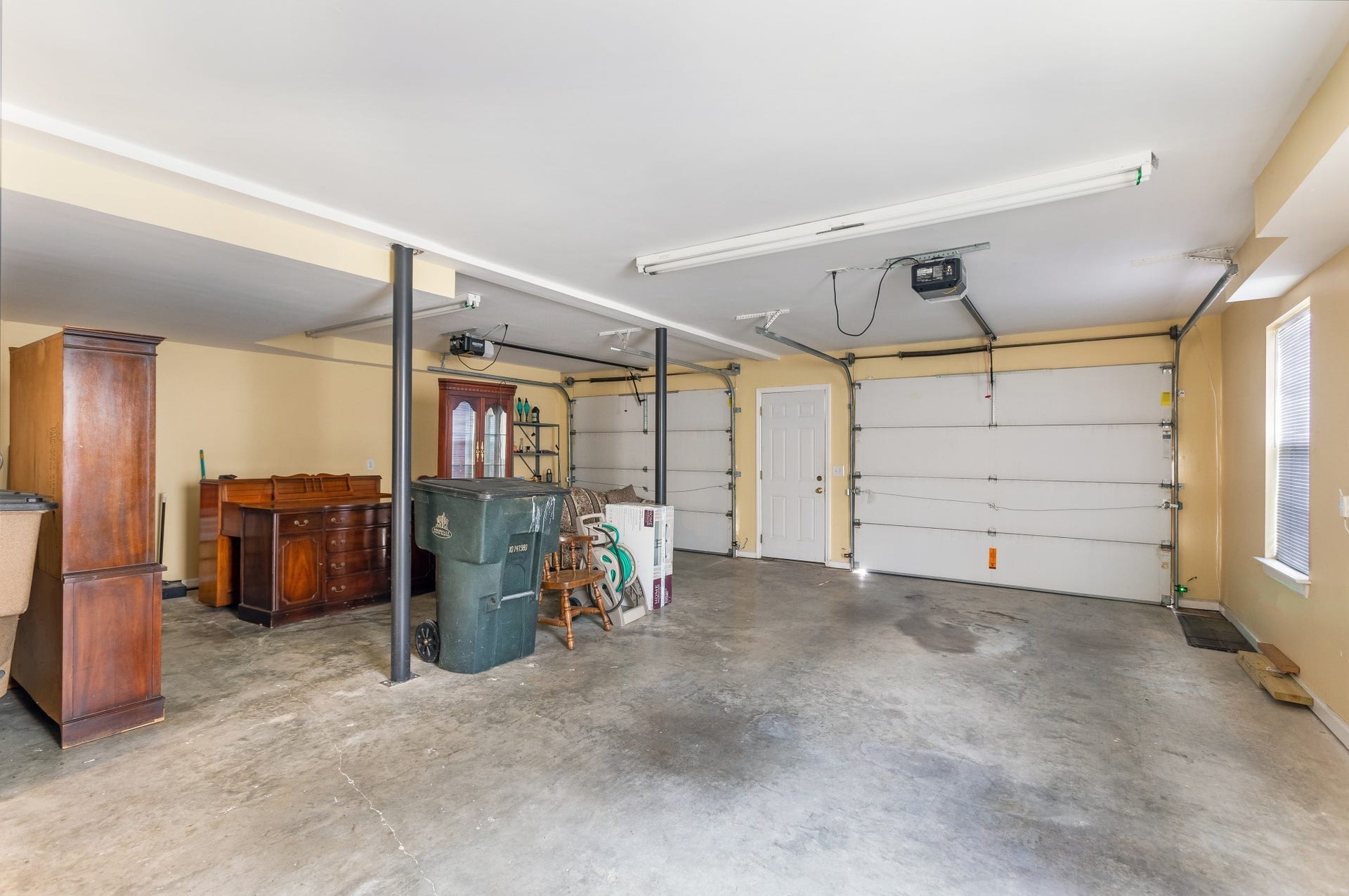 647 Durrett Dr, Nashville, TN 37211 647 Durrett Dr, Nashville, TN 37211