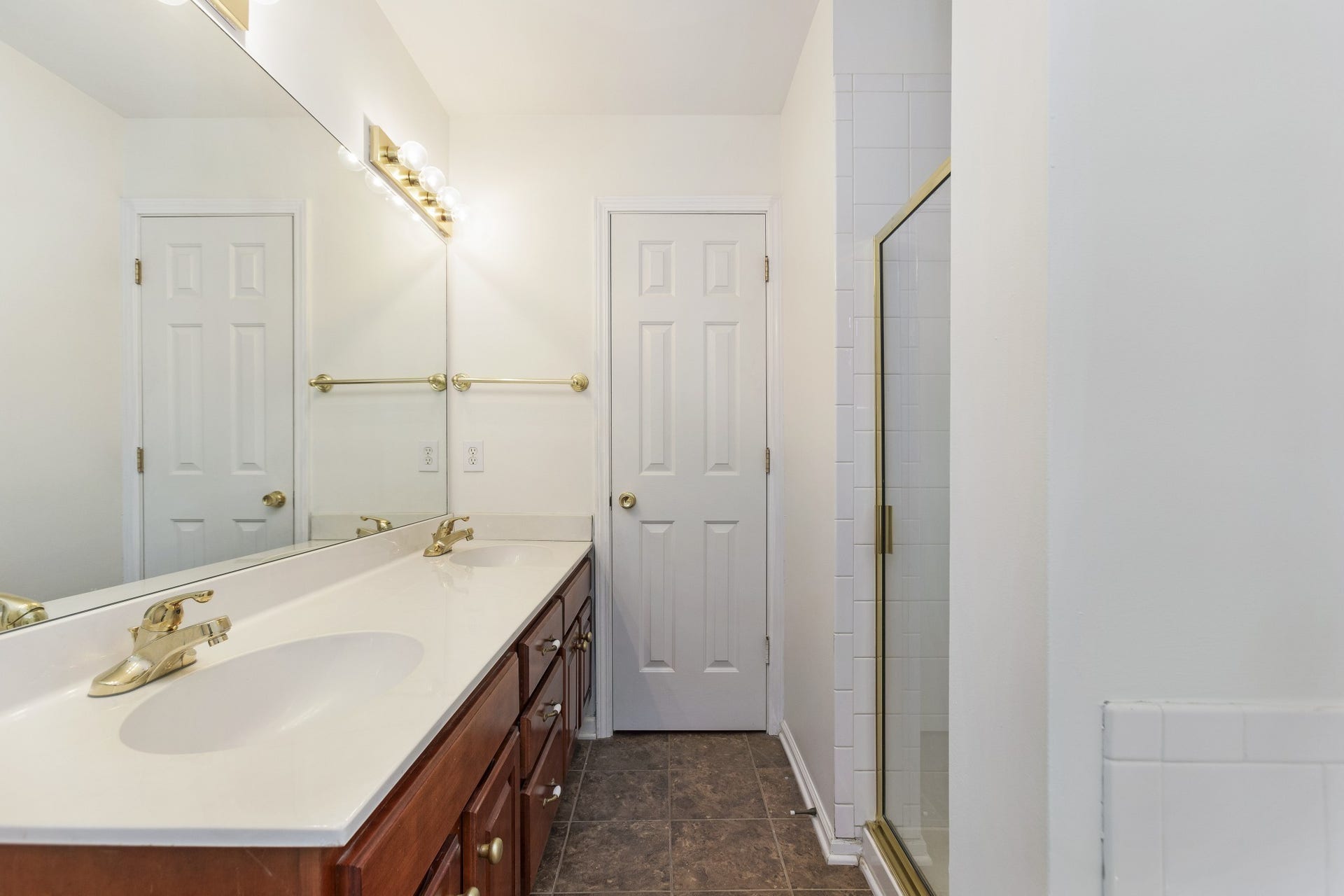 647 Durrett Dr, Nashville, TN 37211 647 Durrett Dr, Nashville, TN 37211