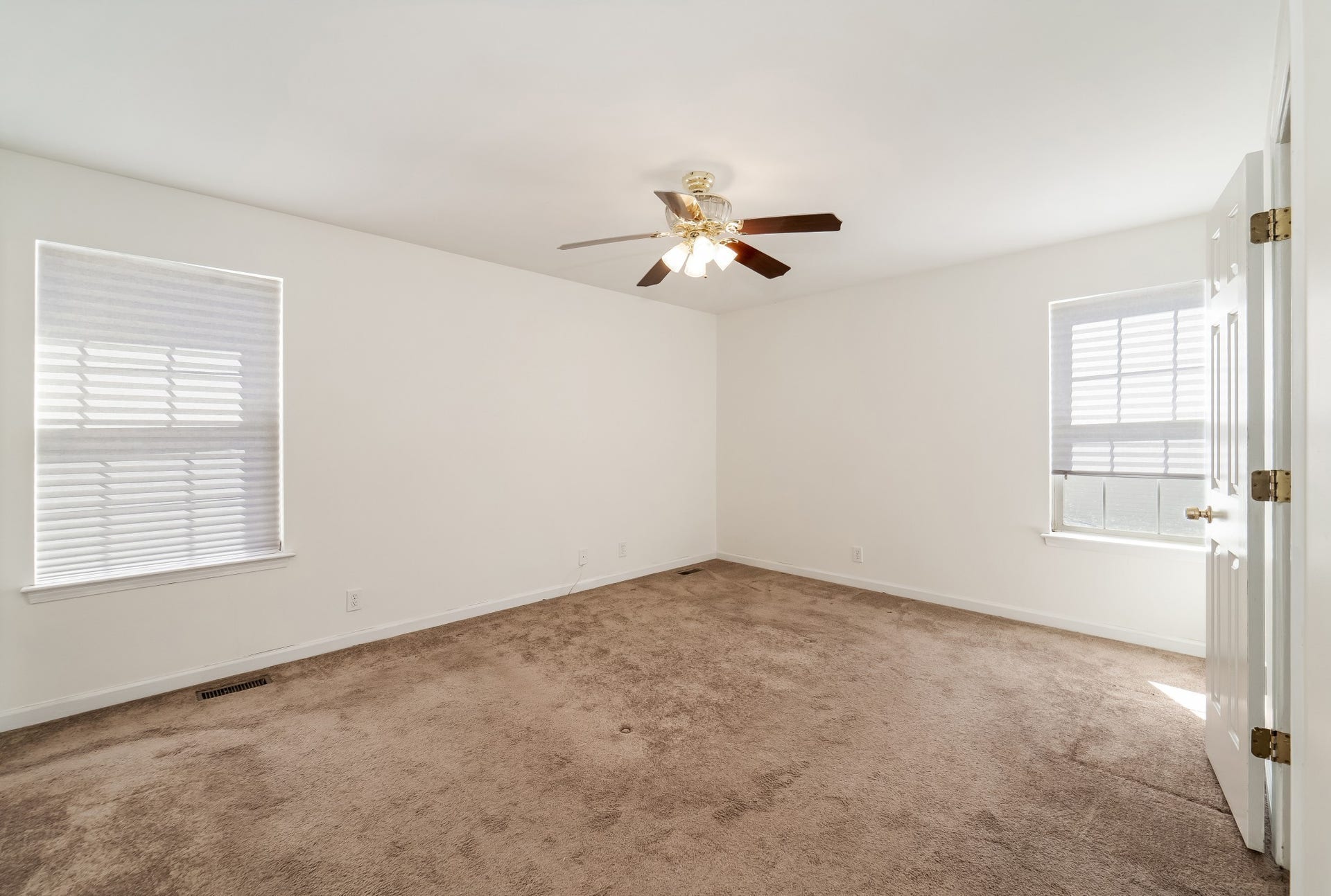 647 Durrett Dr, Nashville, TN 37211 647 Durrett Dr, Nashville, TN 37211