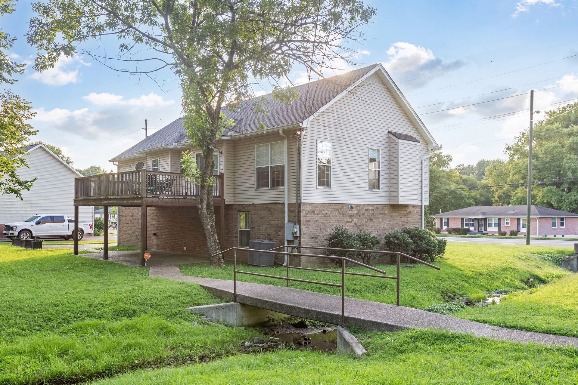 647 Durrett Dr, Nashville, TN 37211 647 Durrett Dr, Nashville, TN 37211