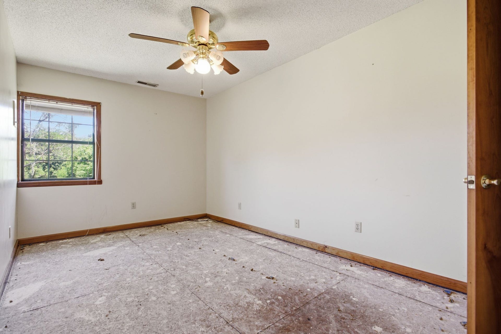 2127 Highway 166 N, Mount Pleasant, TN 38474 2127 Highway 166 N, Mount Pleasant, TN 38474