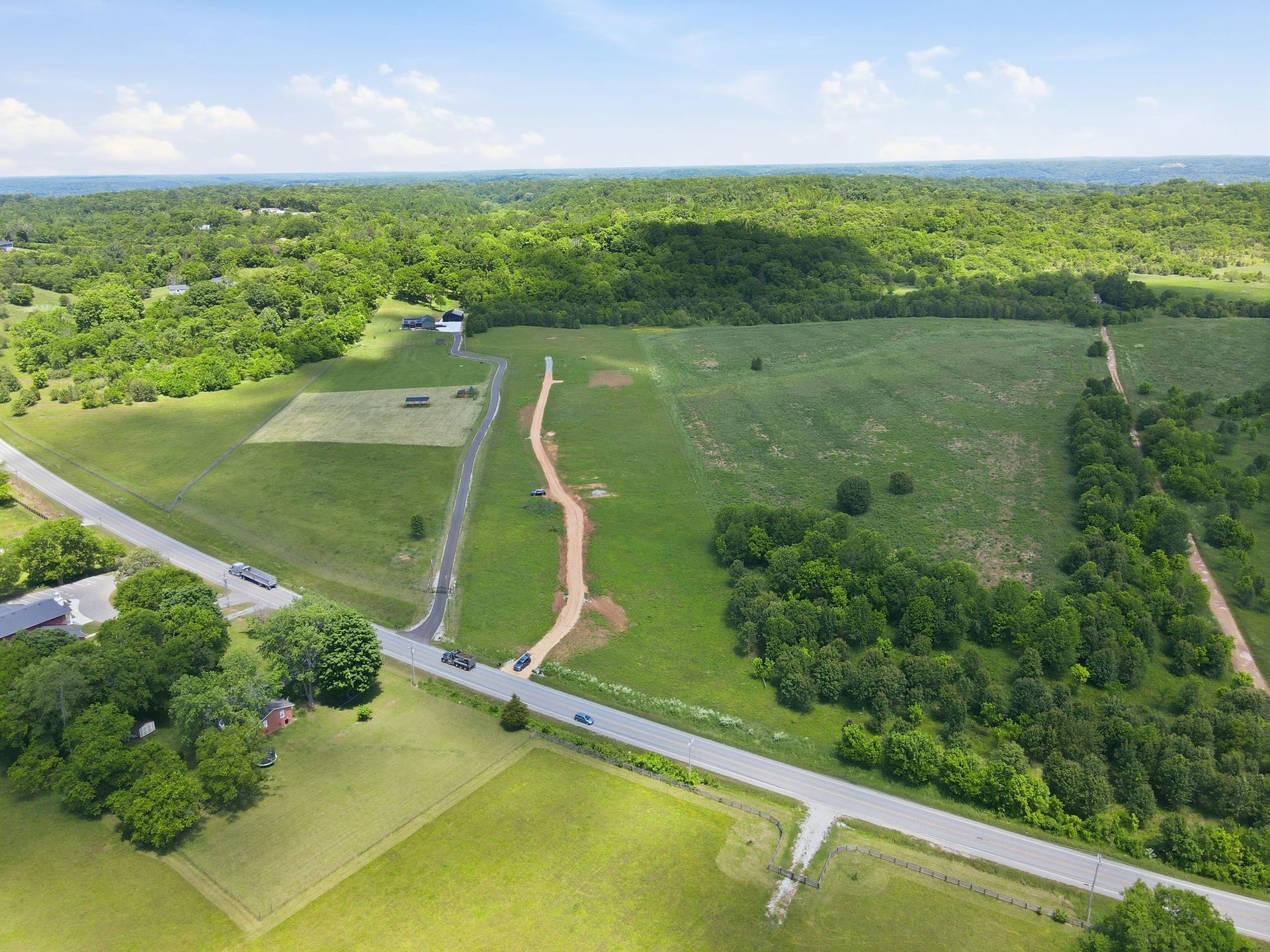 2600 Williamsport Pike, Columbia, TN 38401 2600 Williamsport Pike, Columbia, TN 38401