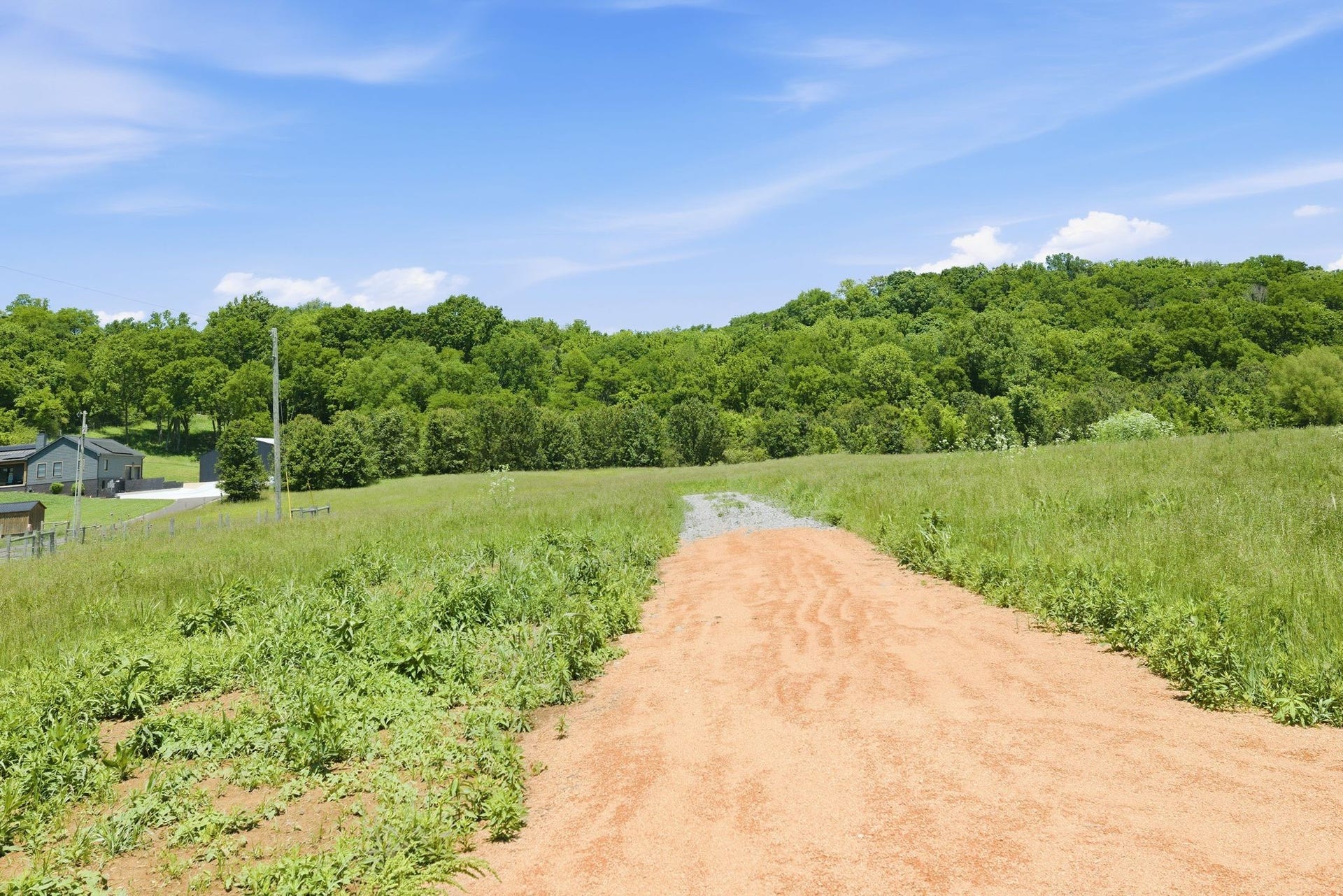2600 Williamsport Pike, Columbia, TN 38401 2600 Williamsport Pike, Columbia, TN 38401