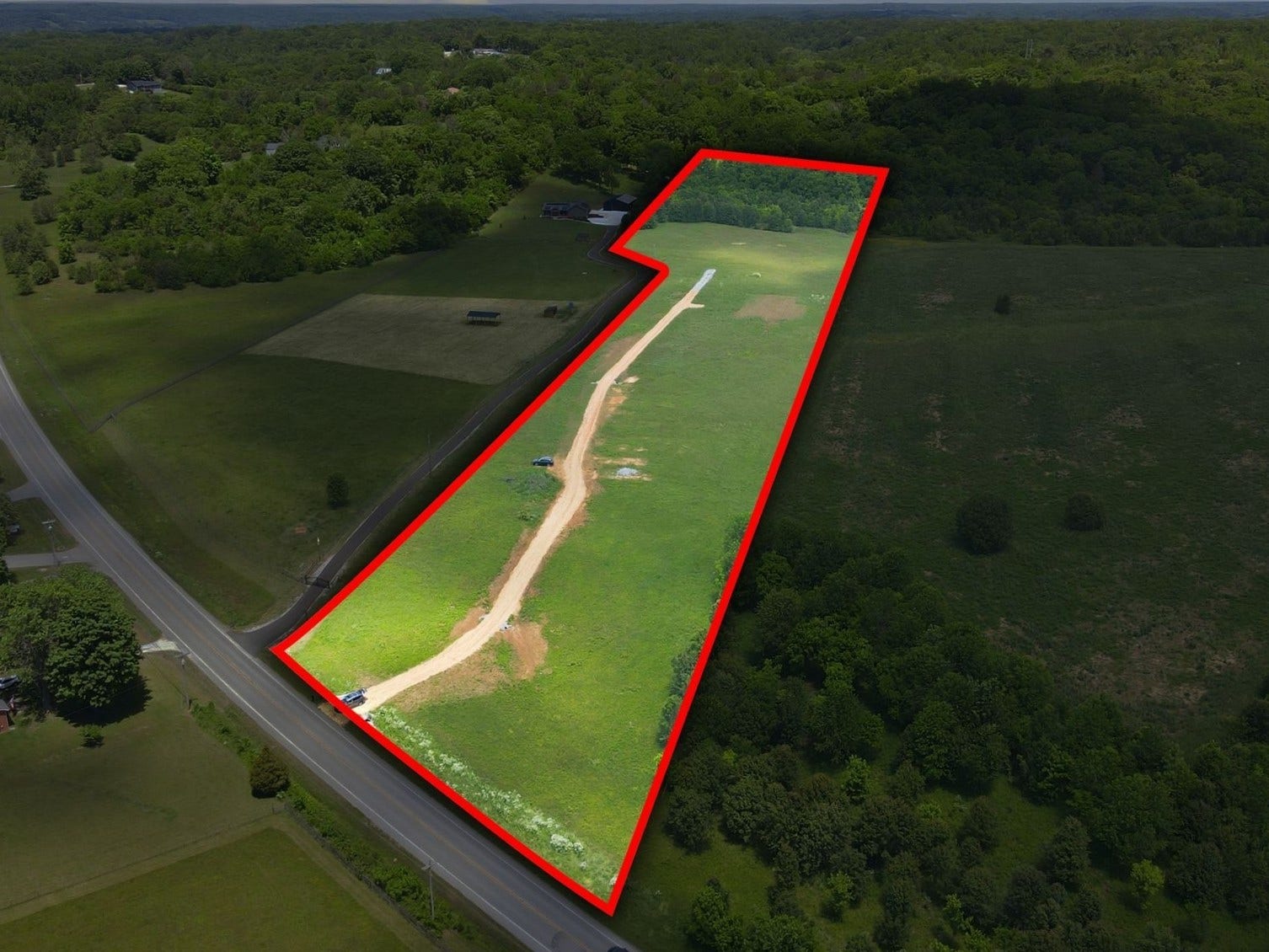 2600 Williamsport Pike, Columbia, TN 38401 2600 Williamsport Pike, Columbia, TN 38401