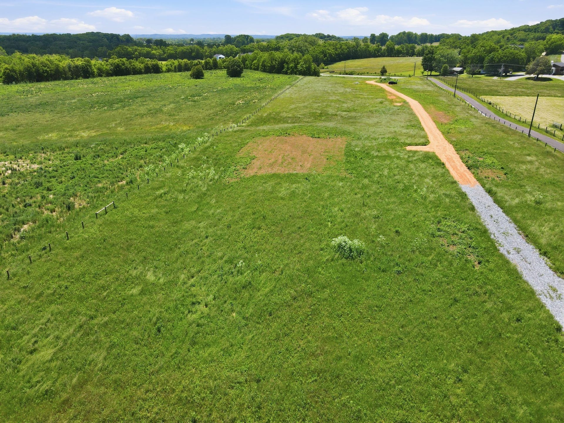 2600 Williamsport Pike, Columbia, TN 38401 2600 Williamsport Pike, Columbia, TN 38401