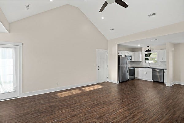 122 Nichols Dr, Woodbury, TN 37190 122 Nichols Dr, Woodbury, TN 37190