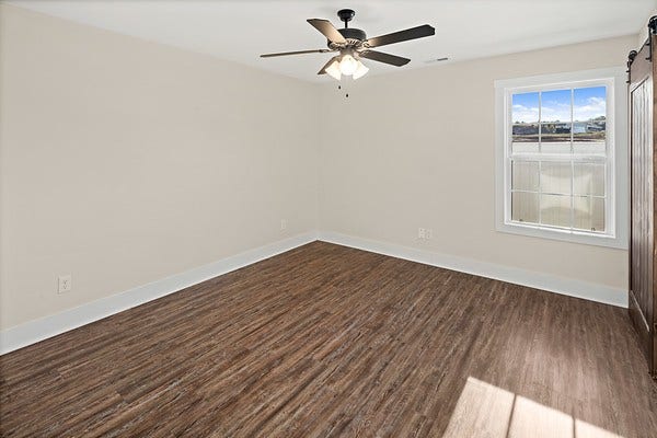 122 Nichols Dr, Woodbury, TN 37190 122 Nichols Dr, Woodbury, TN 37190