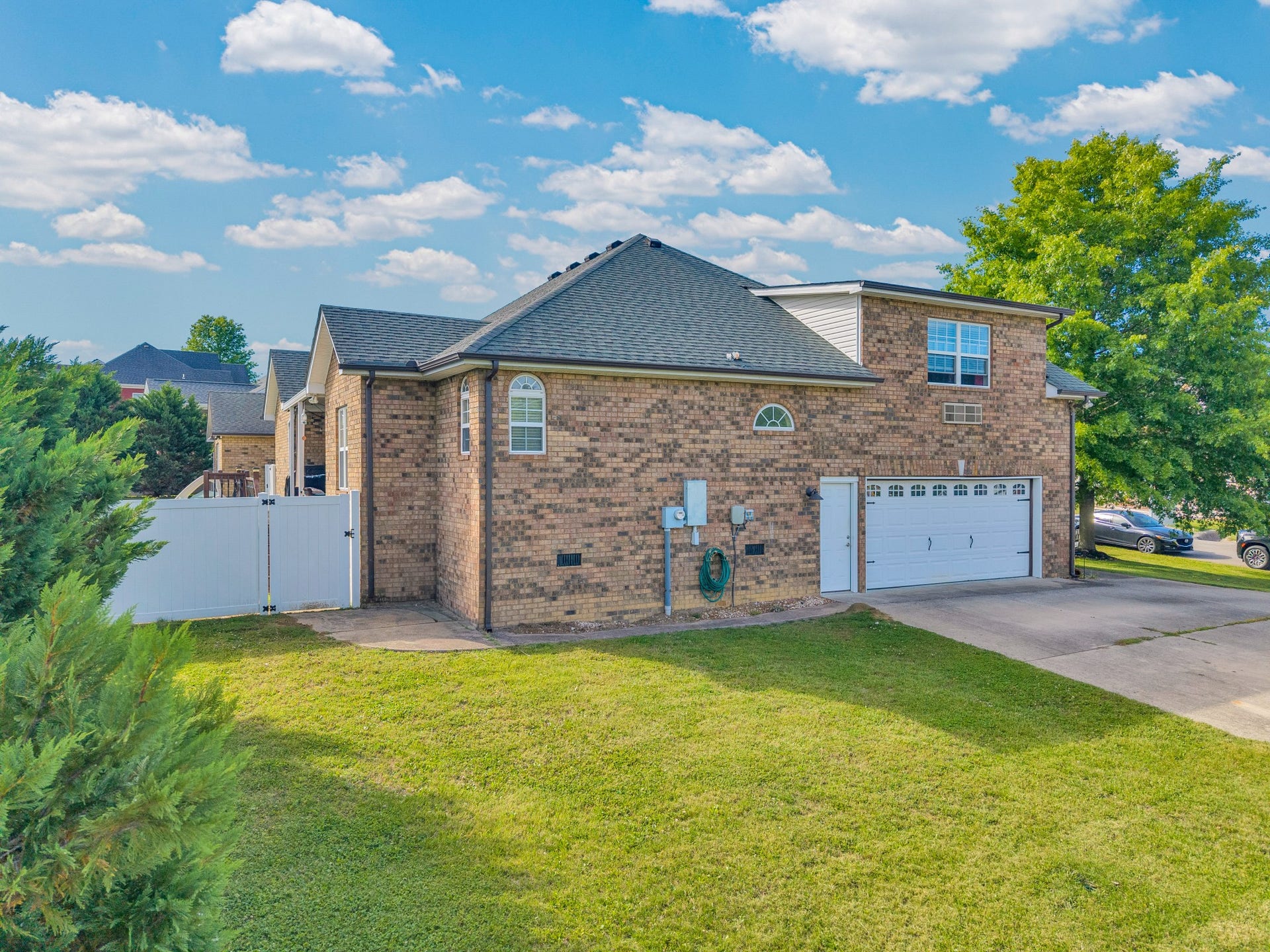 148 Pin Oak Dr, Woodbury, TN 37190 148 Pin Oak Dr, Woodbury, TN 37190