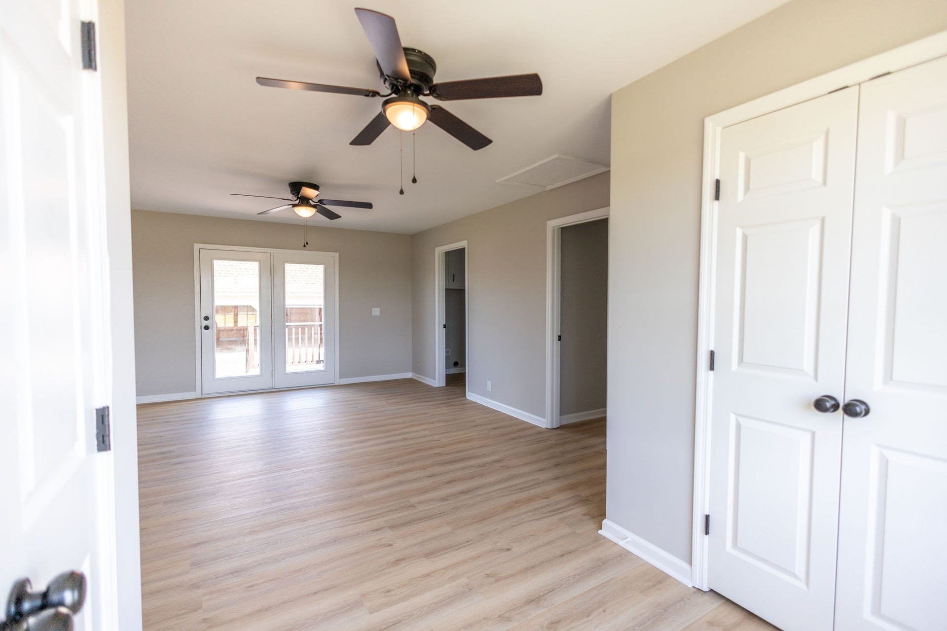 2932 Midland Rd, Shelbyville, TN 37160 2932 Midland Rd, Shelbyville, TN 37160