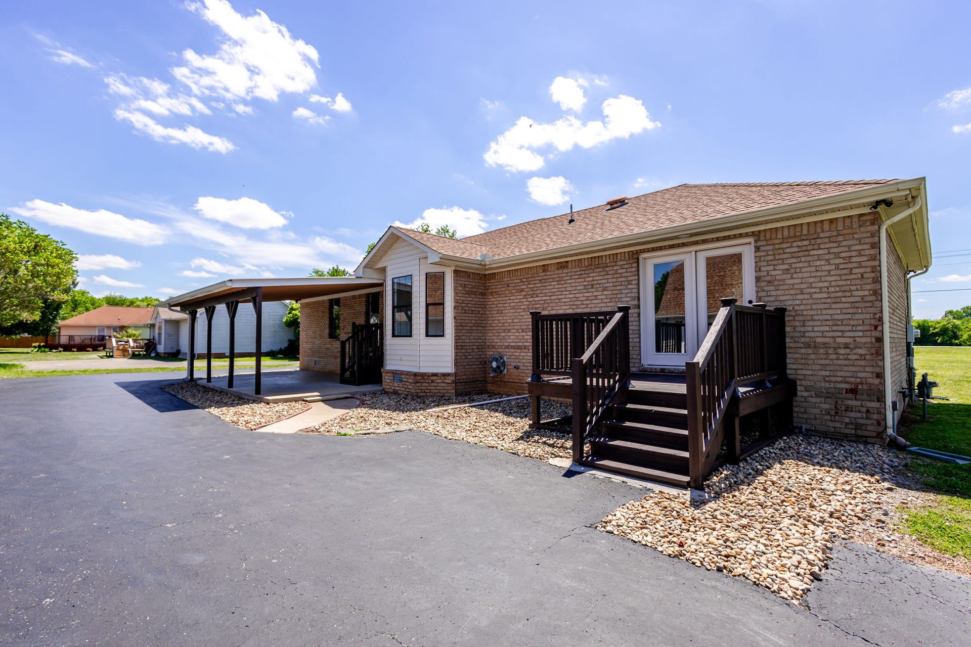 2932 Midland Rd, Shelbyville, TN 37160 2932 Midland Rd, Shelbyville, TN 37160