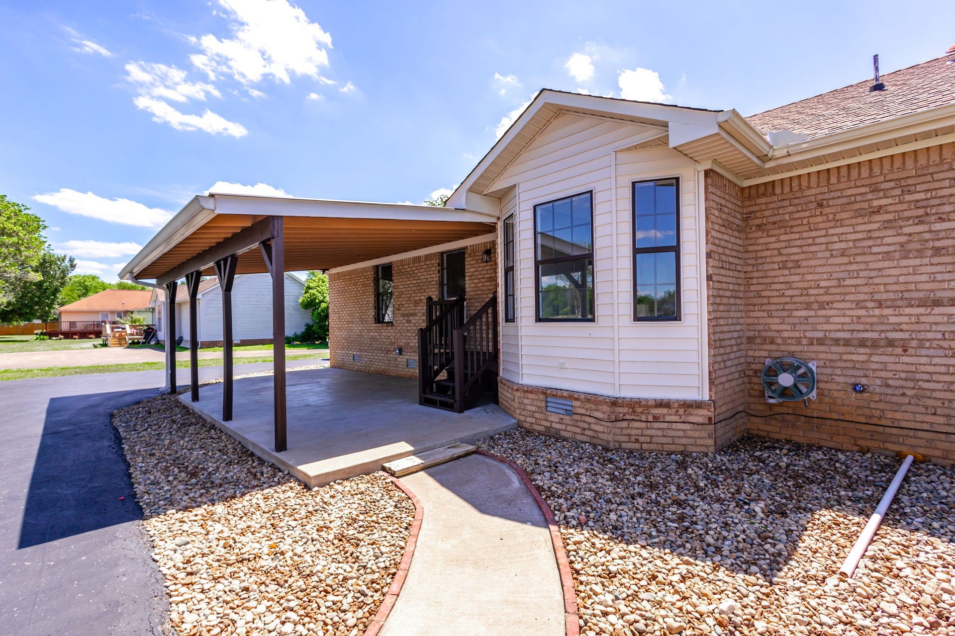2932 Midland Rd, Shelbyville, TN 37160 2932 Midland Rd, Shelbyville, TN 37160