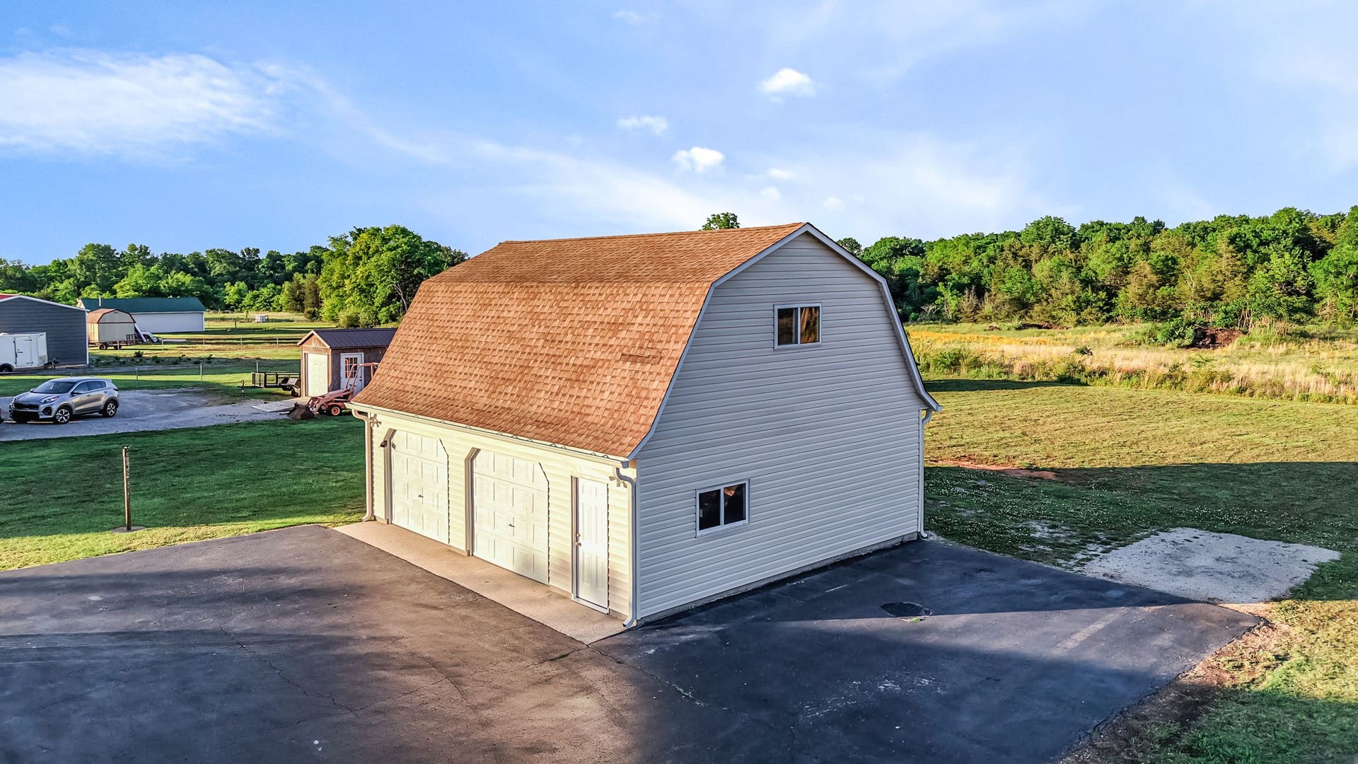 2932 Midland Rd, Shelbyville, TN 37160 2932 Midland Rd, Shelbyville, TN 37160