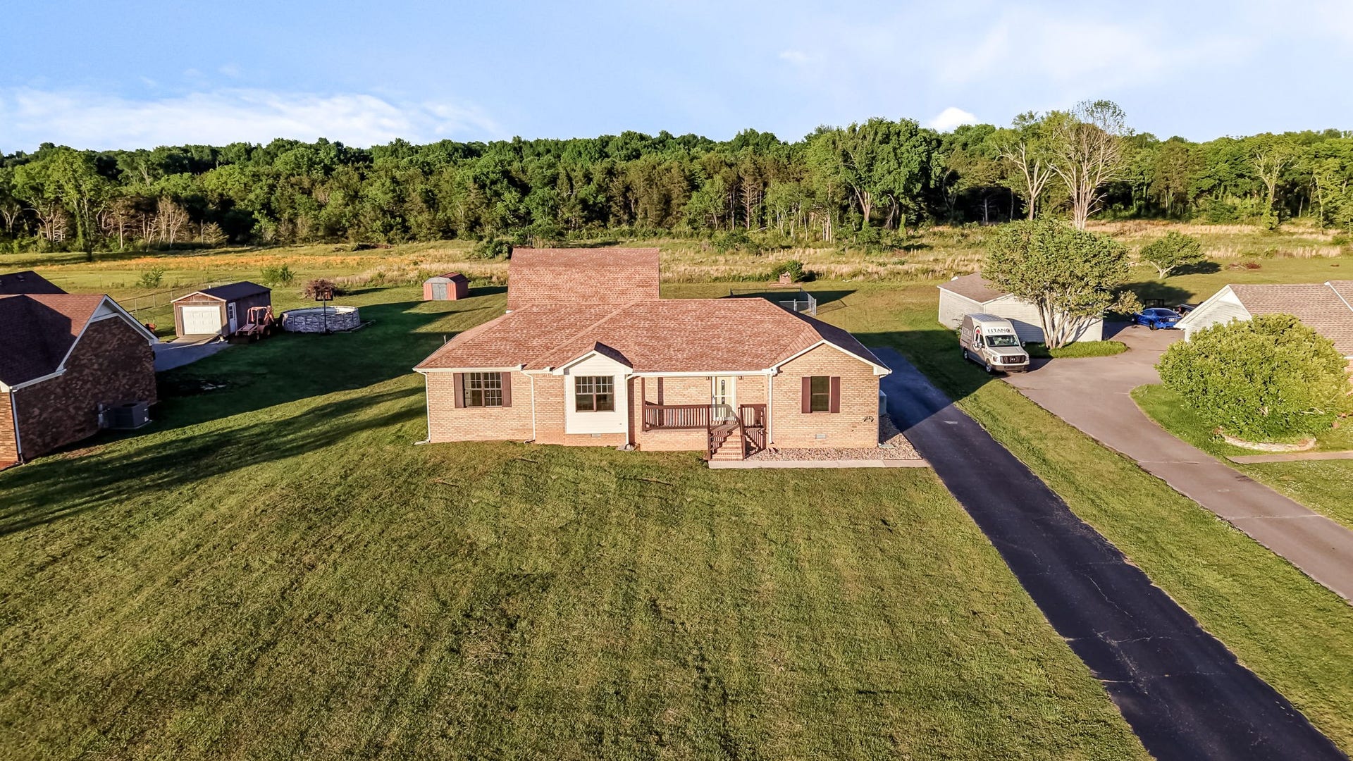2932 Midland Rd, Shelbyville, TN 37160 2932 Midland Rd, Shelbyville, TN 37160