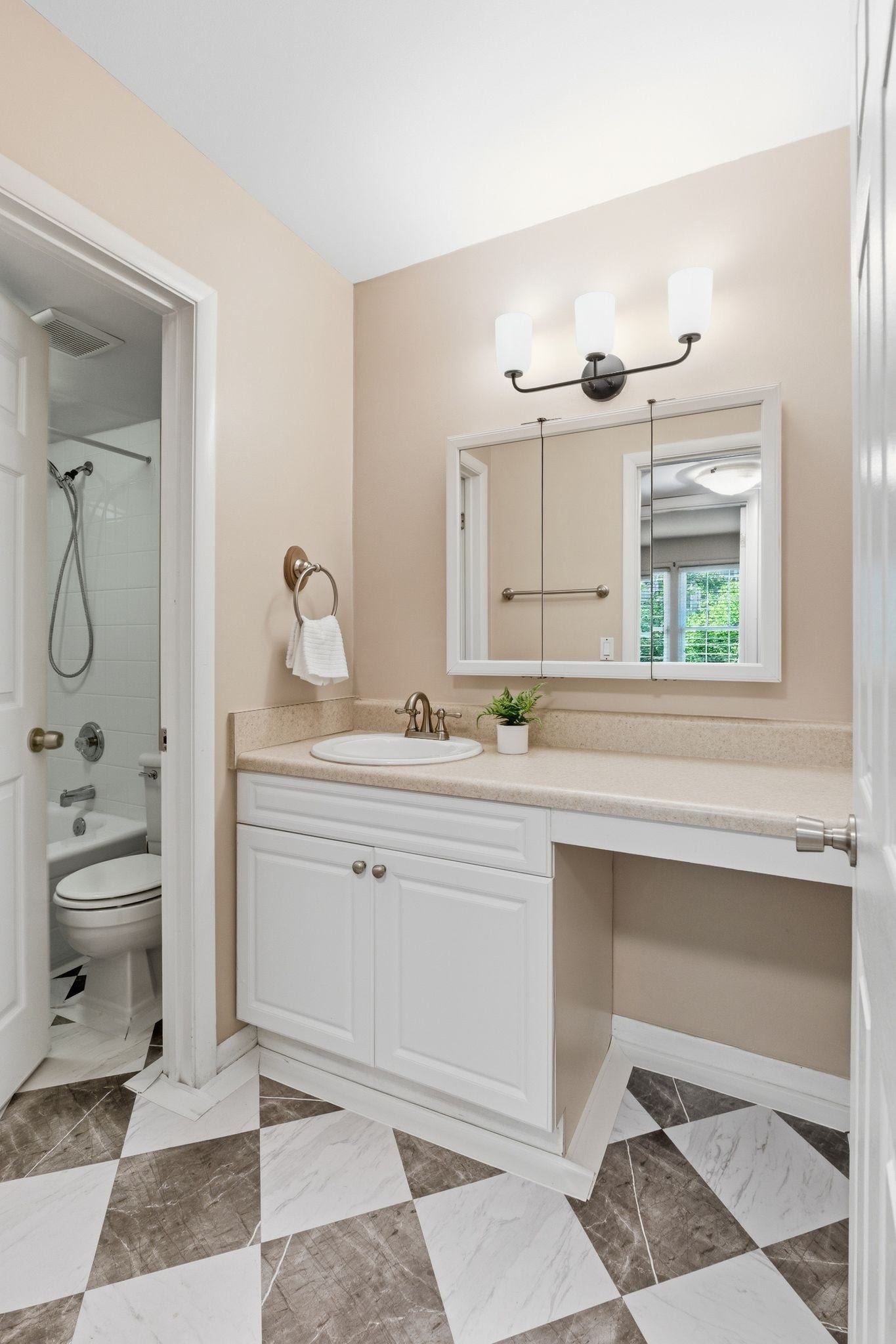 3000 Hillsboro Pike, #86, Nashville, TN 37215 3000 Hillsboro Pike, #86, Nashville, TN 37215