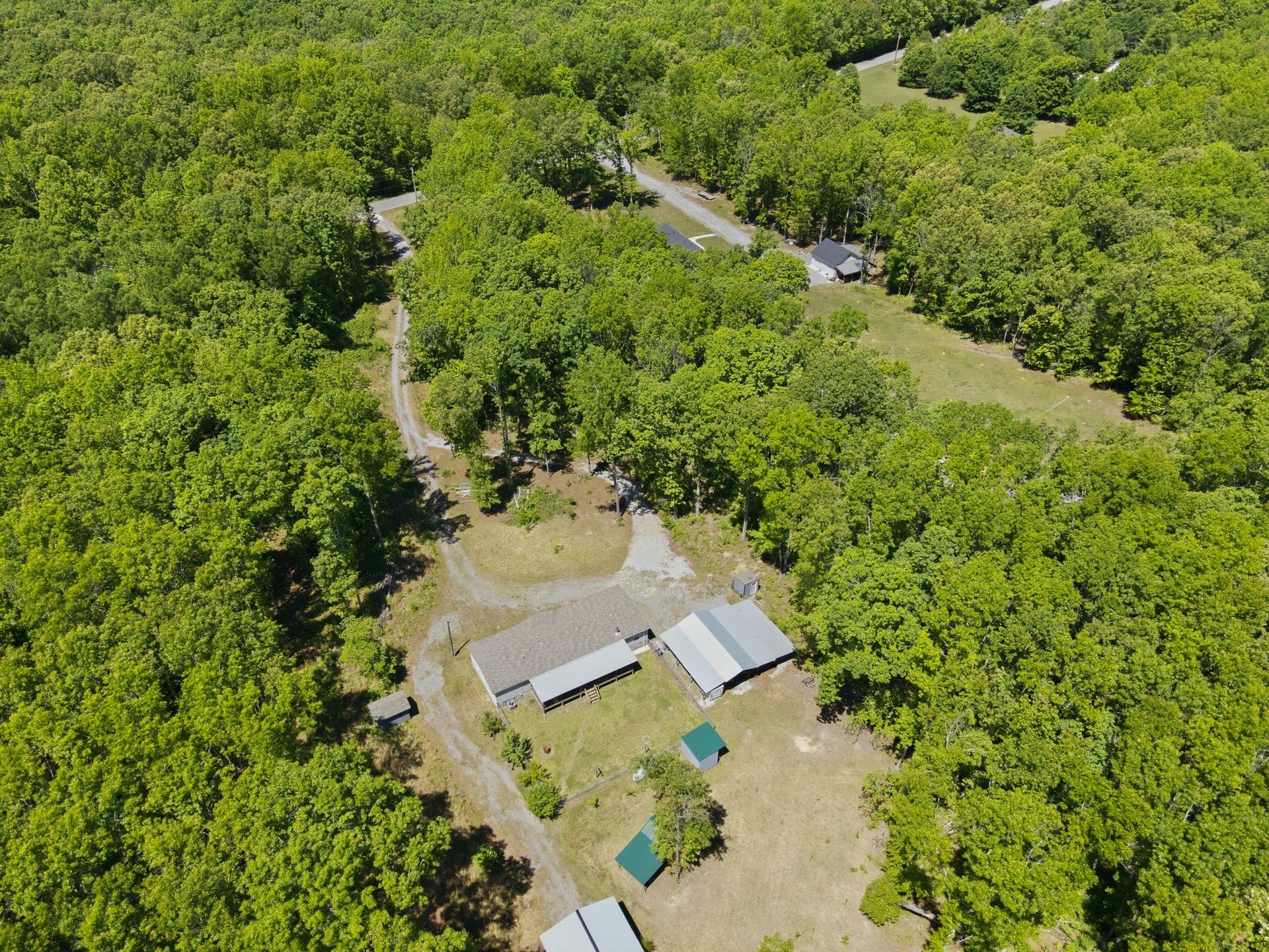1156 Espy Rd, Manchester, TN 37355 1156 Espy Rd, Manchester, TN 37355