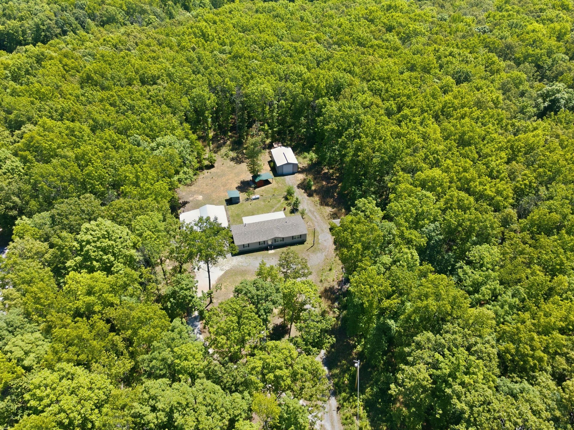 1156 Espy Rd, Manchester, TN 37355 1156 Espy Rd, Manchester, TN 37355